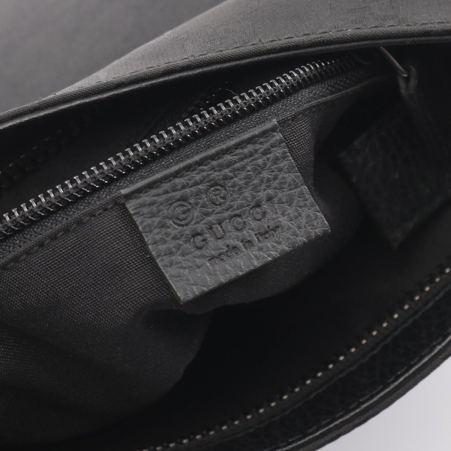 Gucci Shoulder Bag GG Pattern Black Fabric Leather — view 4