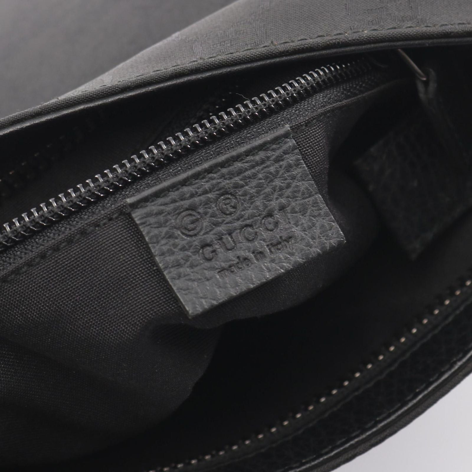 Gucci Shoulder Bag GG Pattern Black Fabric Leather — view 4