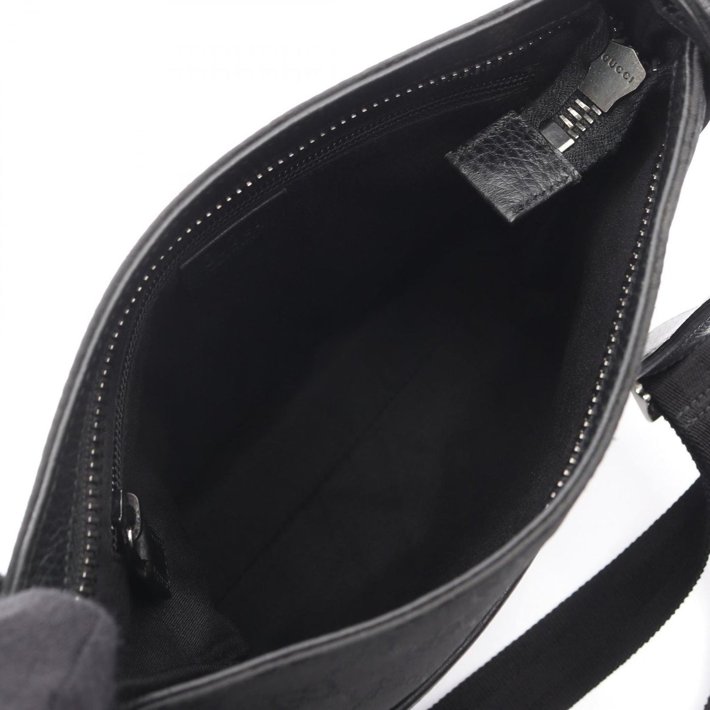 Gucci Shoulder Bag GG Pattern Black Fabric Leather — view 3