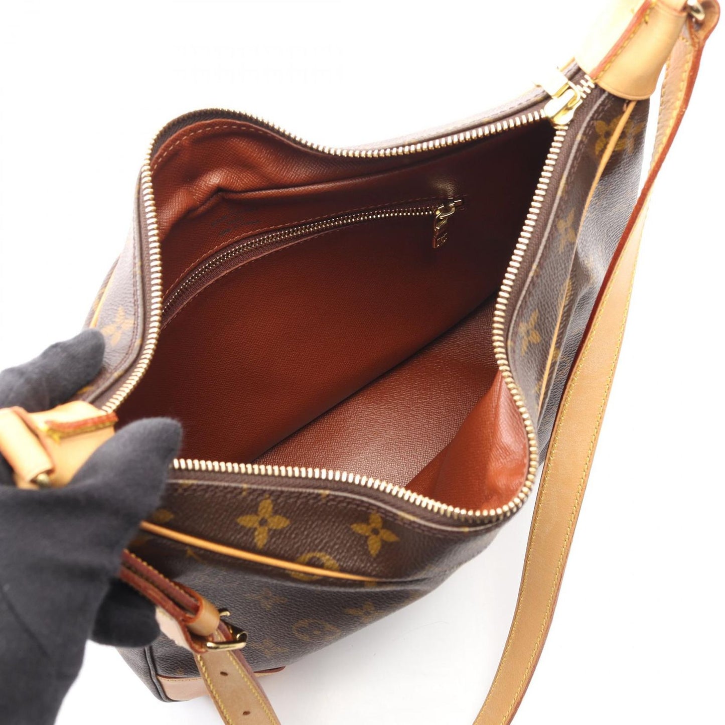 Louis Vuitton Shoulder Bag Boulogne PM Canvas Leather 30 — view 3
