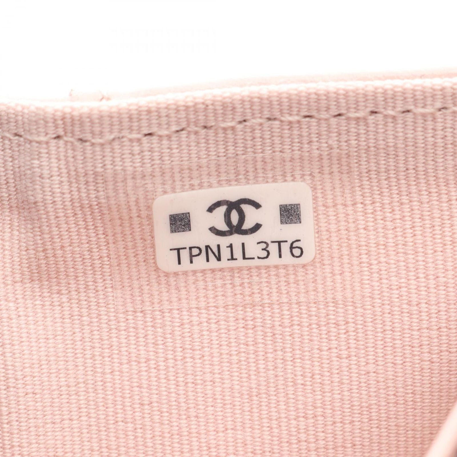 Chanel Trifold Wallet Quilted Baby Pink Caviar Leather — view 6
