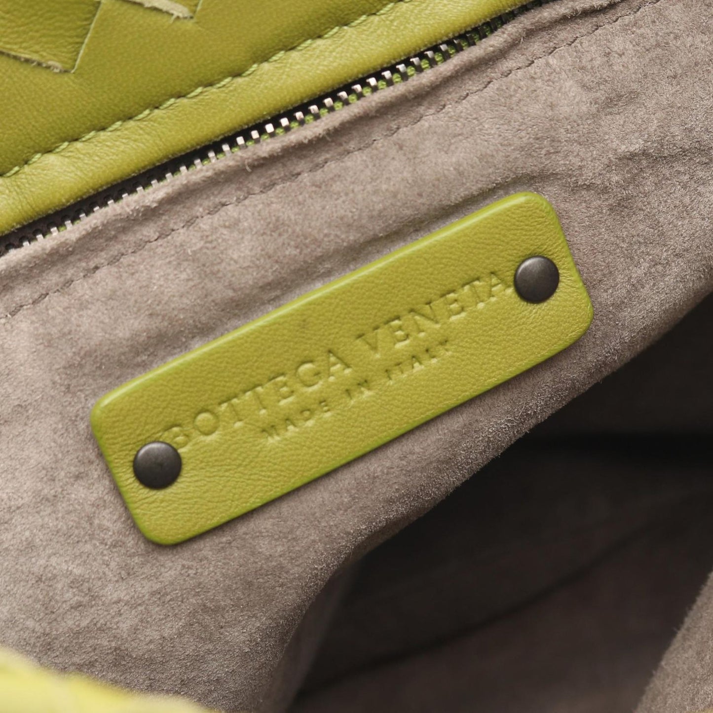 Bottega Veneta Intrecciato Yellow Green Leather Shoulder Bag — view 4