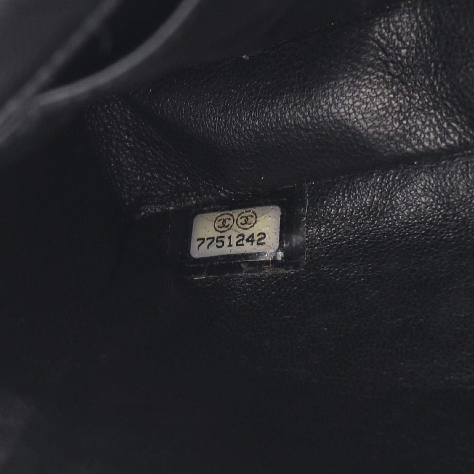 Chanel Shoulder Bag East Waist Black Beige White Fabric Chain — view 5
