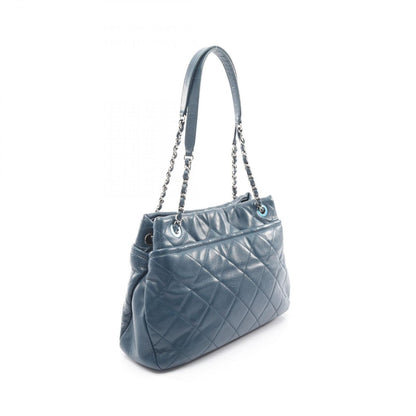 Chanel Tote Quilted Navy Caviar Leather Jumbo CC Logo Chain — view 2