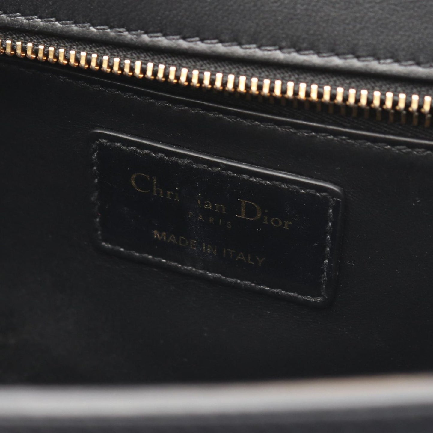 Dior Shoulder Bag 30 Montaigne Black Leather 30 — view 4