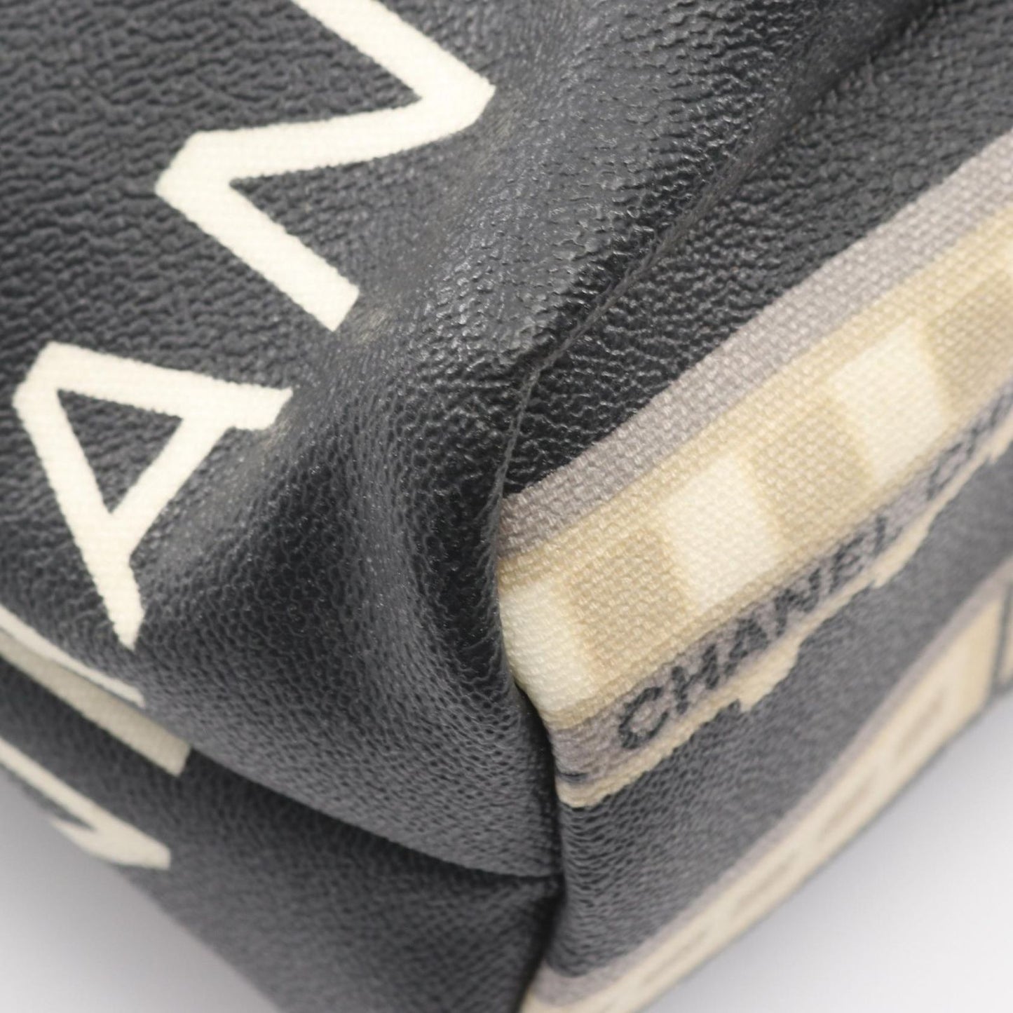 Chanel Tote Central Station Black Beige Canvas Leather — view 7