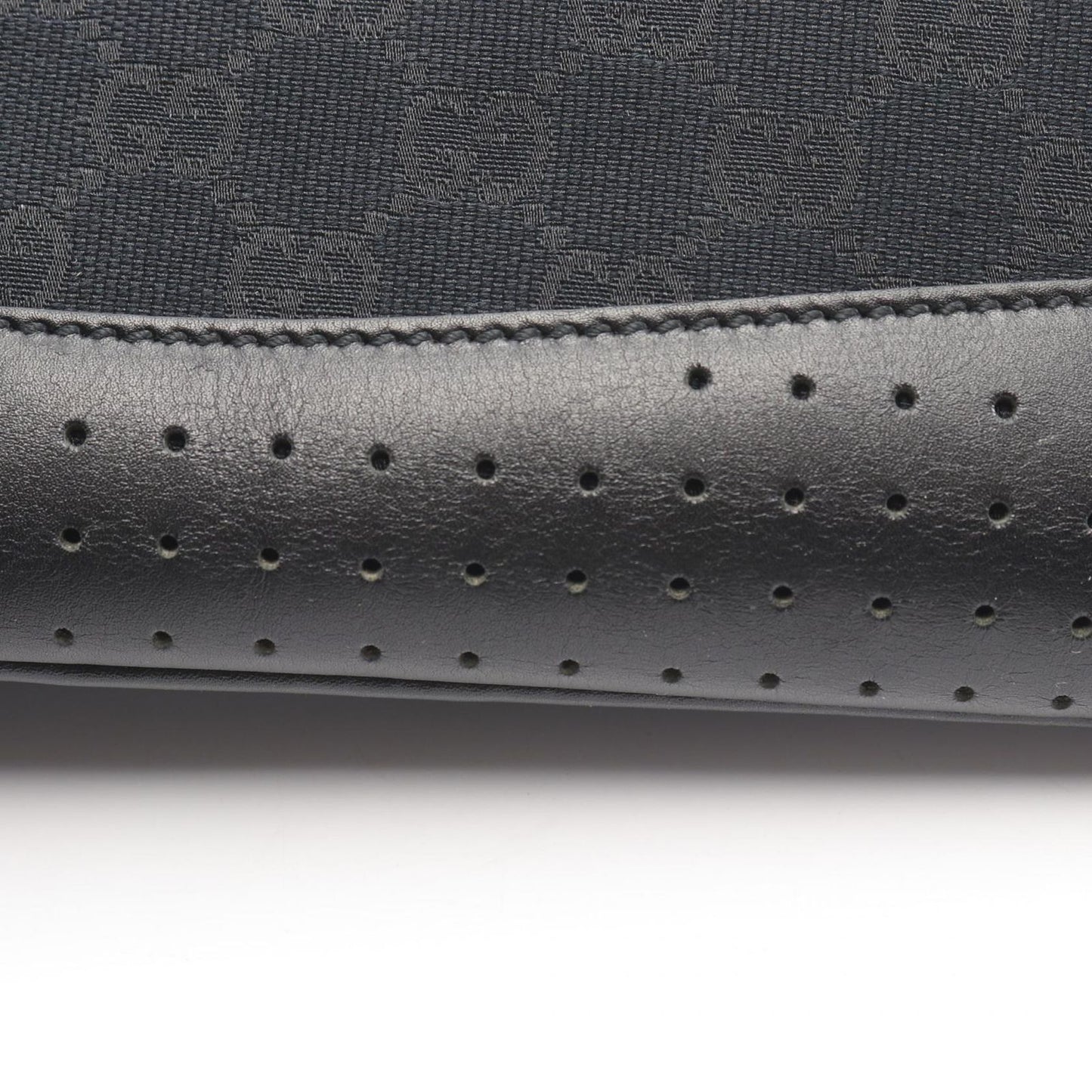 Gucci Shoulder Bag GG Canvas Black — view 5
