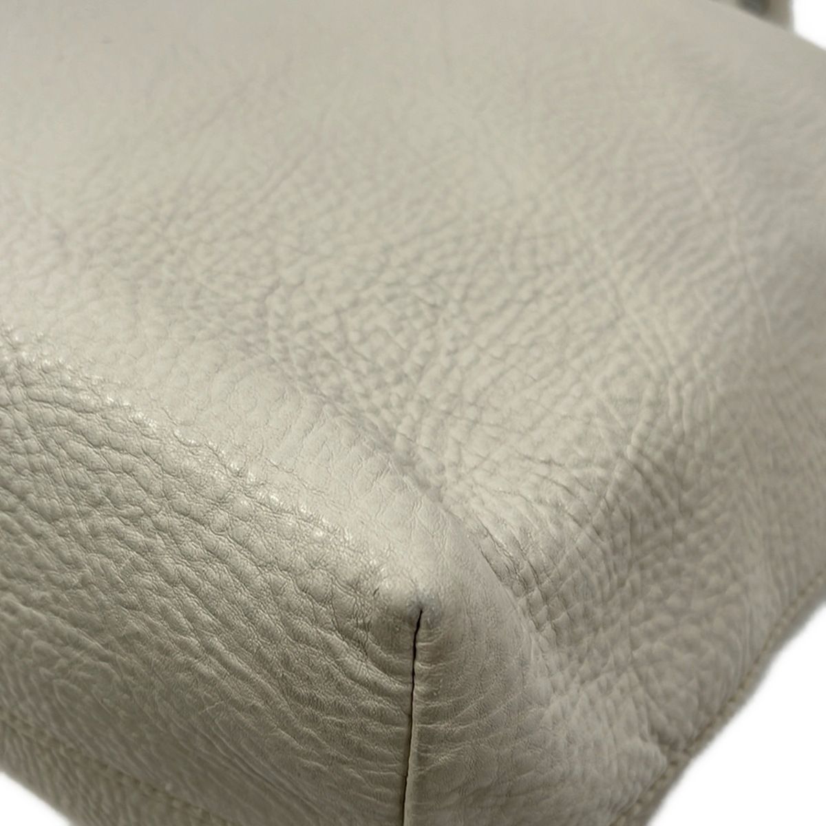 Prada Tote White Leather — view 6