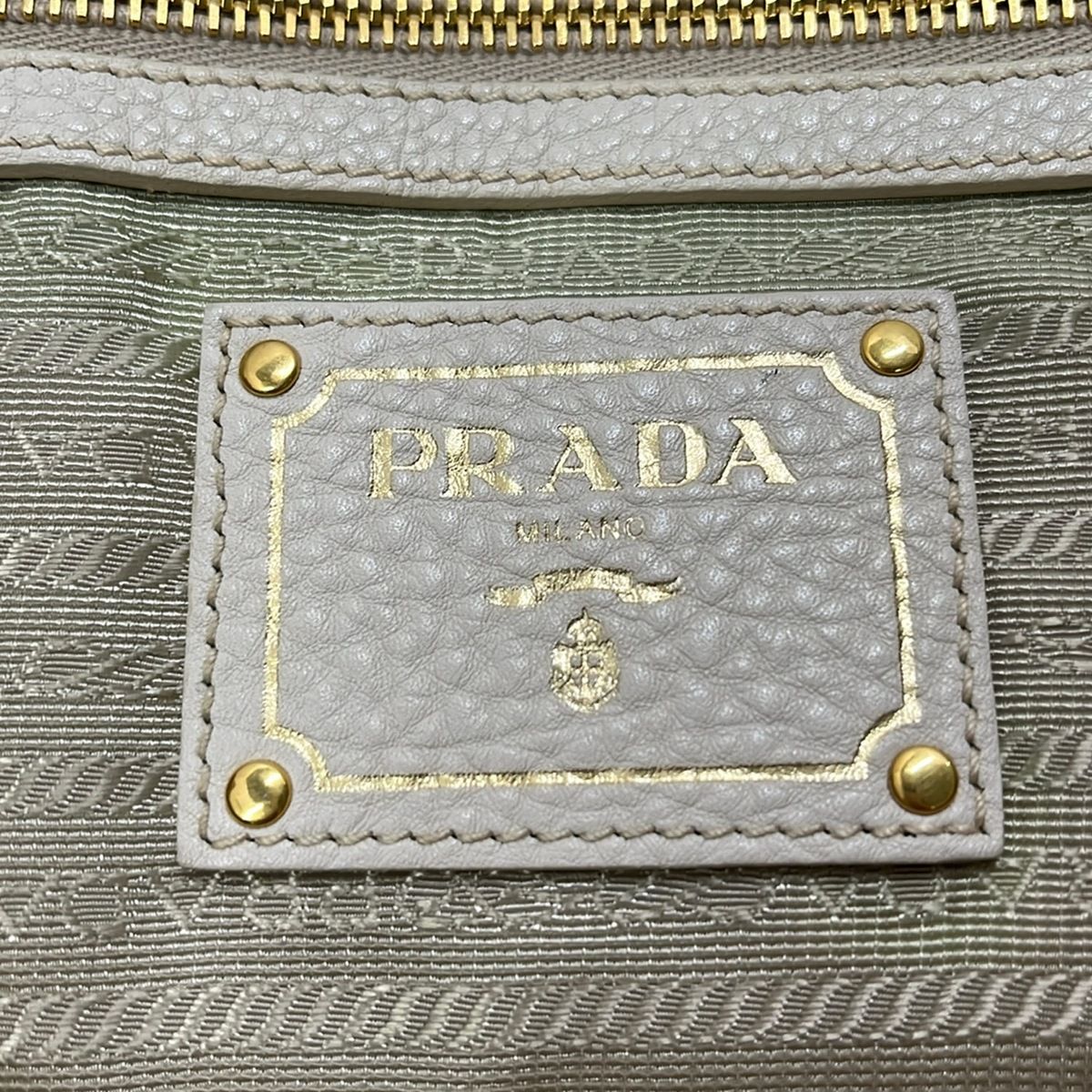 Prada Tote White Leather — view 9