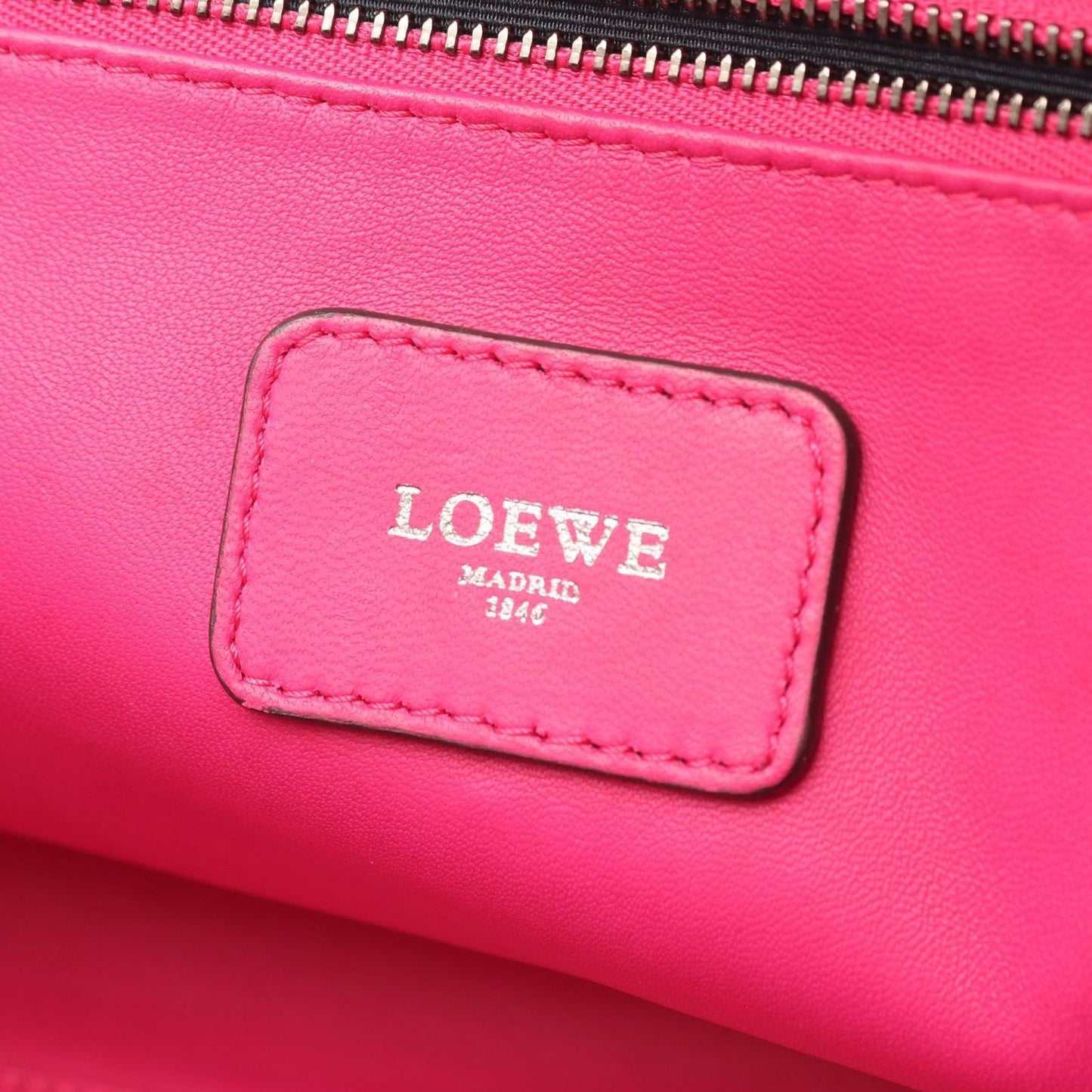 Loewe Handbag Amazona 36 Rose Leather — view 4