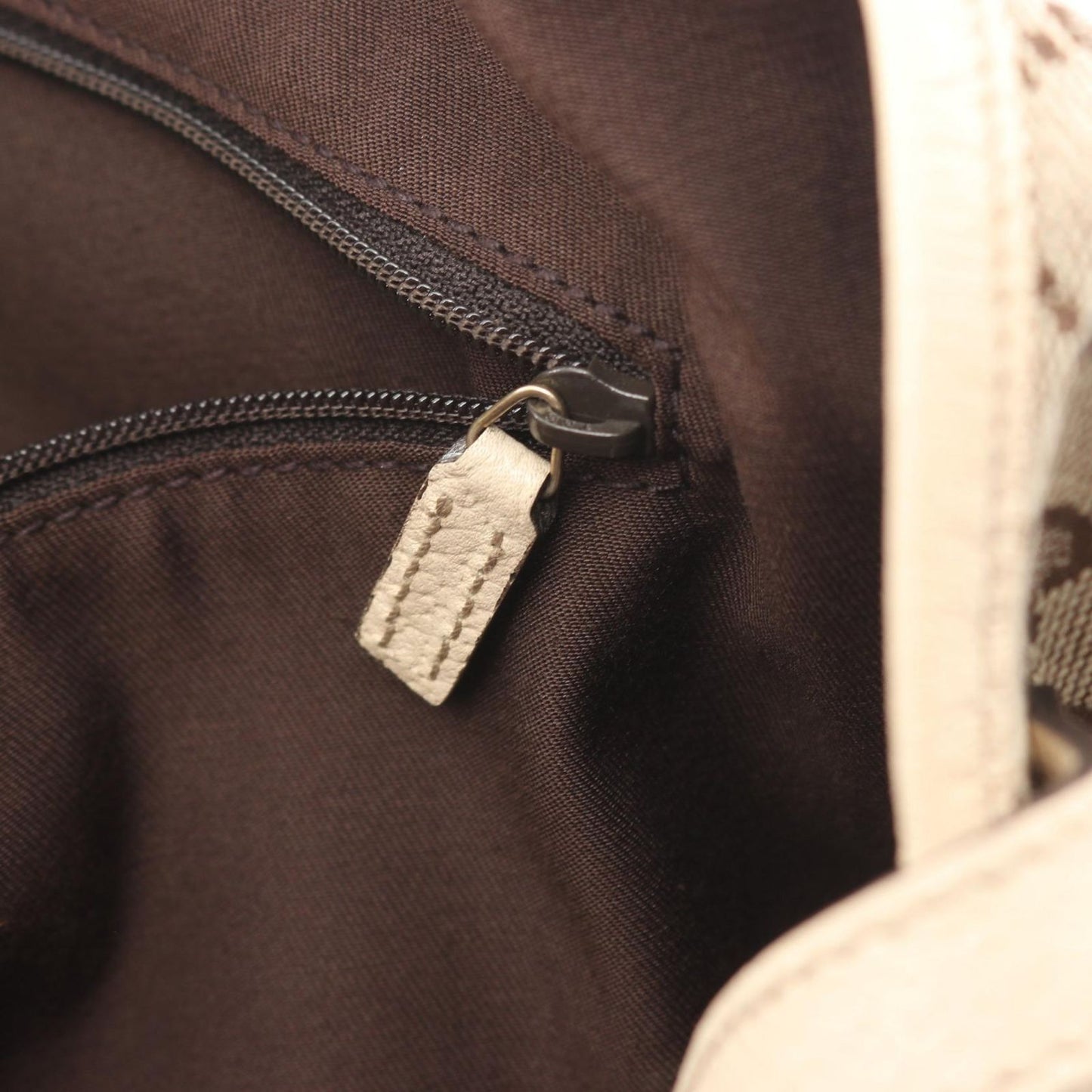 Gucci Shoulder Bag Abbey GG Canvas Beige — view 7