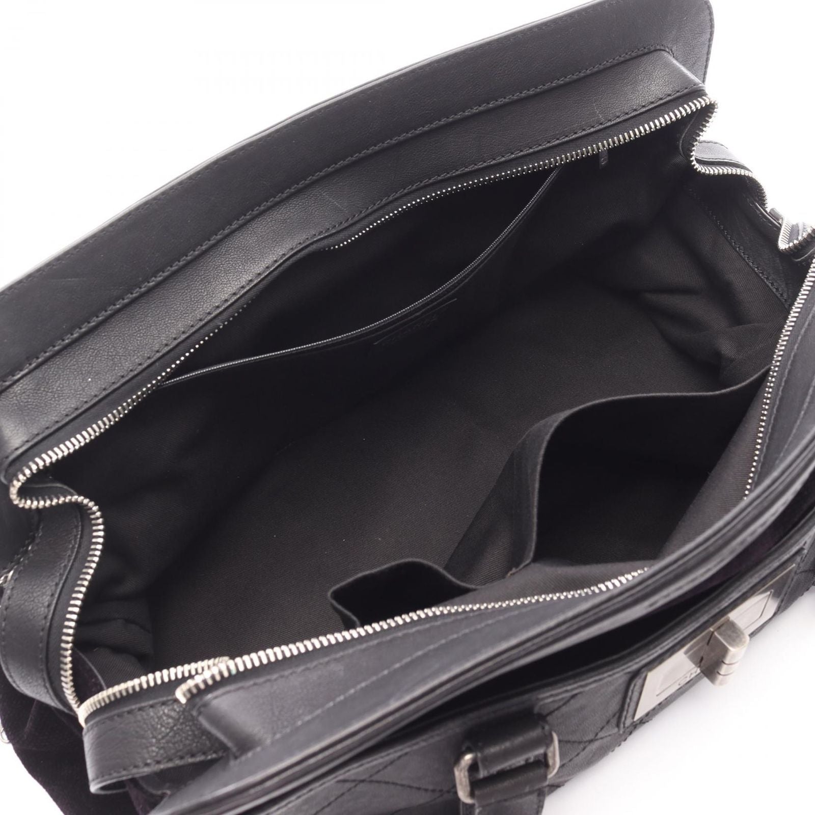 Chanel Boston Bag 2.55 Quilted Black Leather — view 3