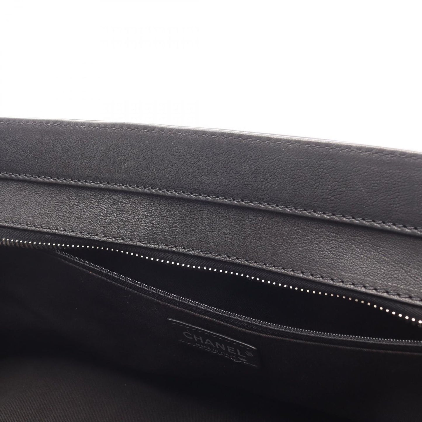 Chanel Boston Bag 2.55 Quilted Black Leather — view 7