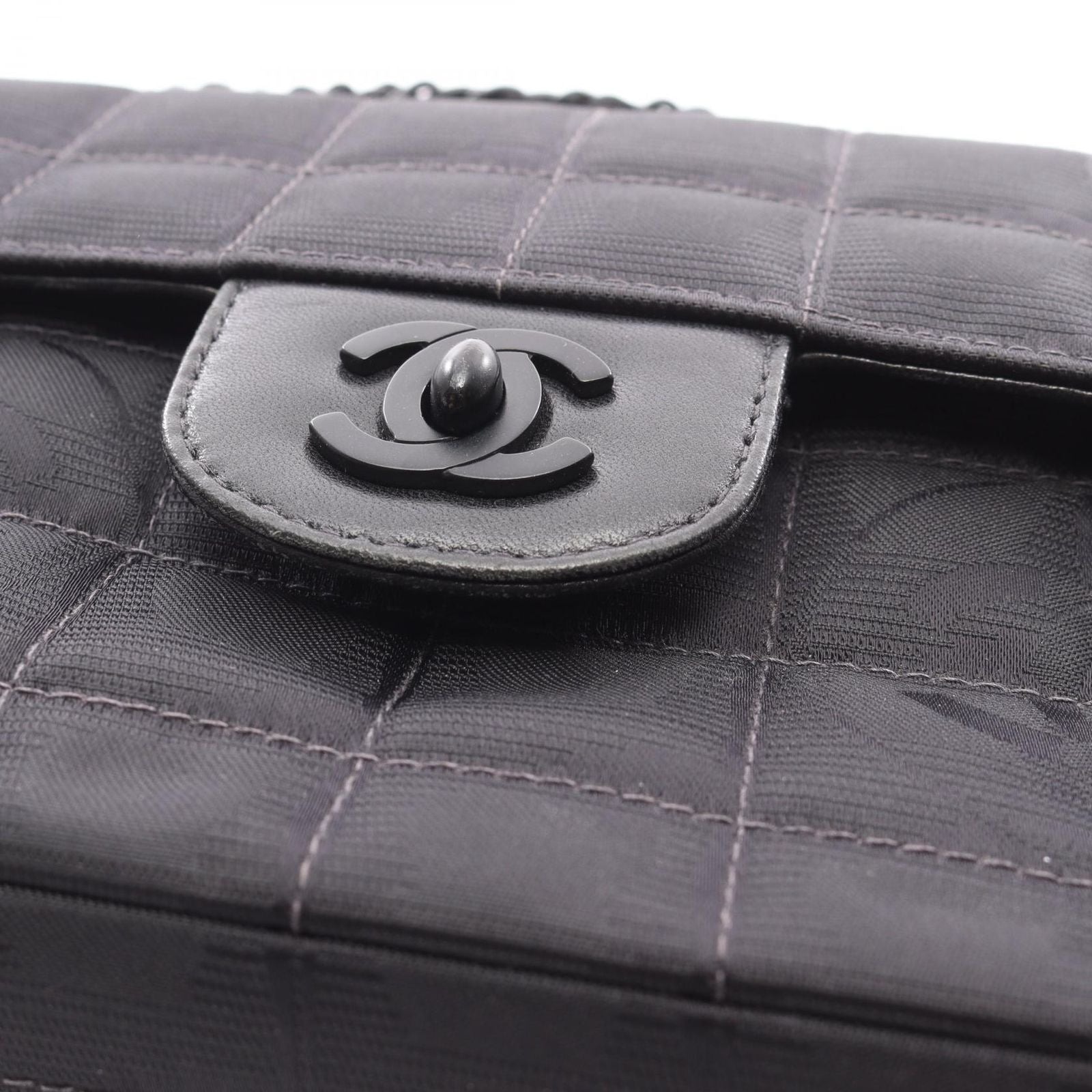 Chanel Shoulder Bag New Travel Line Choco Bar Black Leather New Platinum — view 9