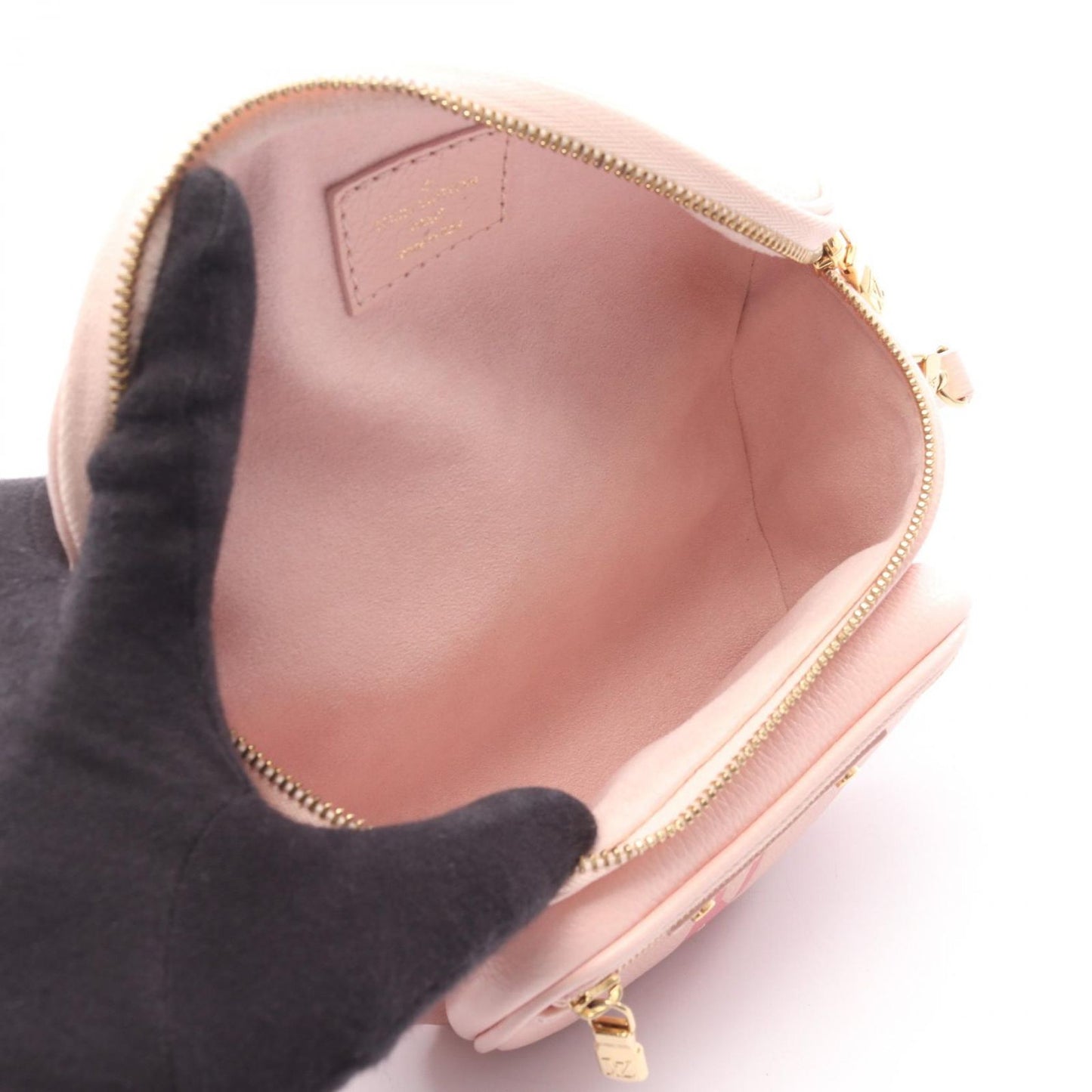 Louis Vuitton Mini Bum Bag Bicolor Monogram Empreinte Gradient Pink 2-Way — view 3