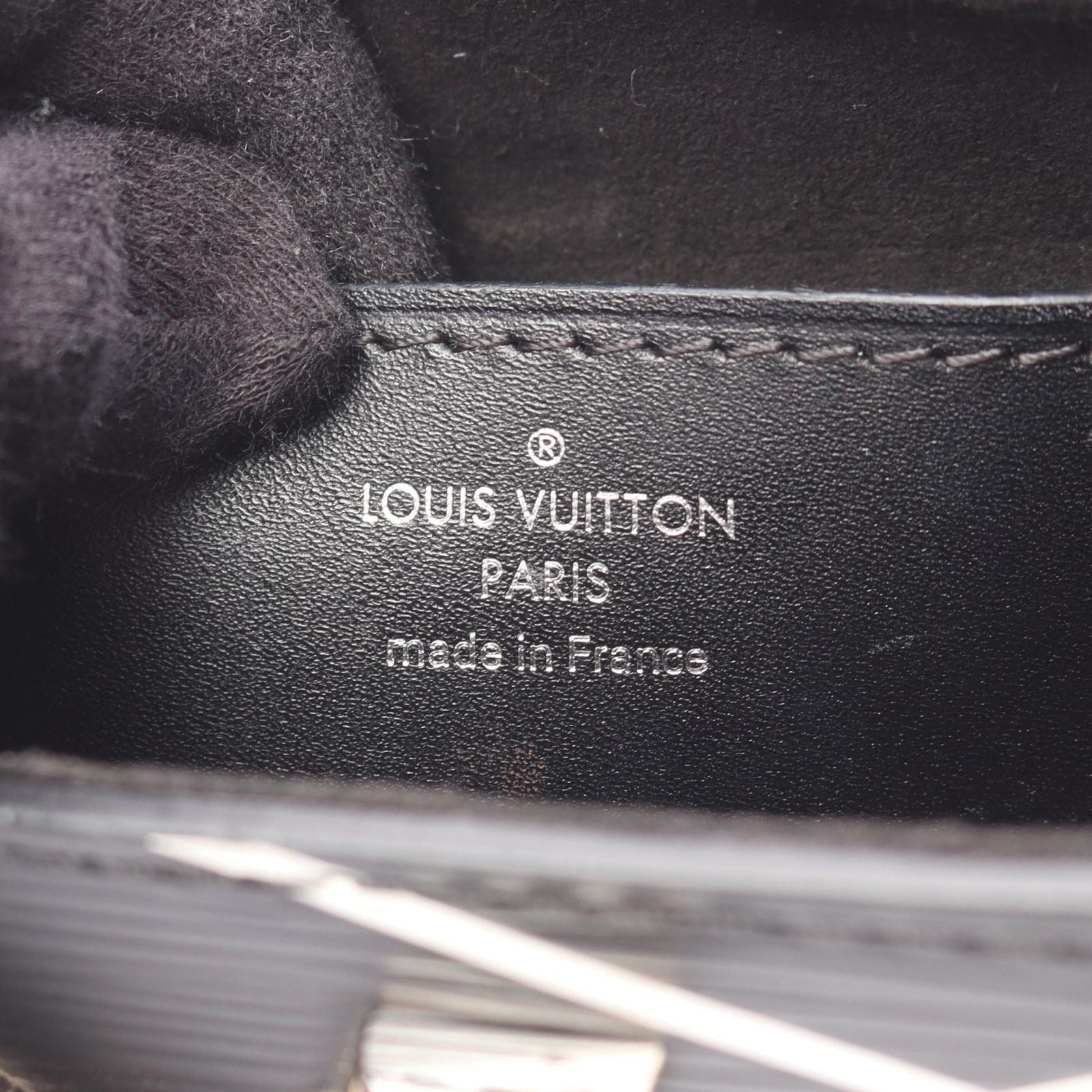 Louis Vuitton Shoulder Bag Twist PM Epi Noir Leather — view 4