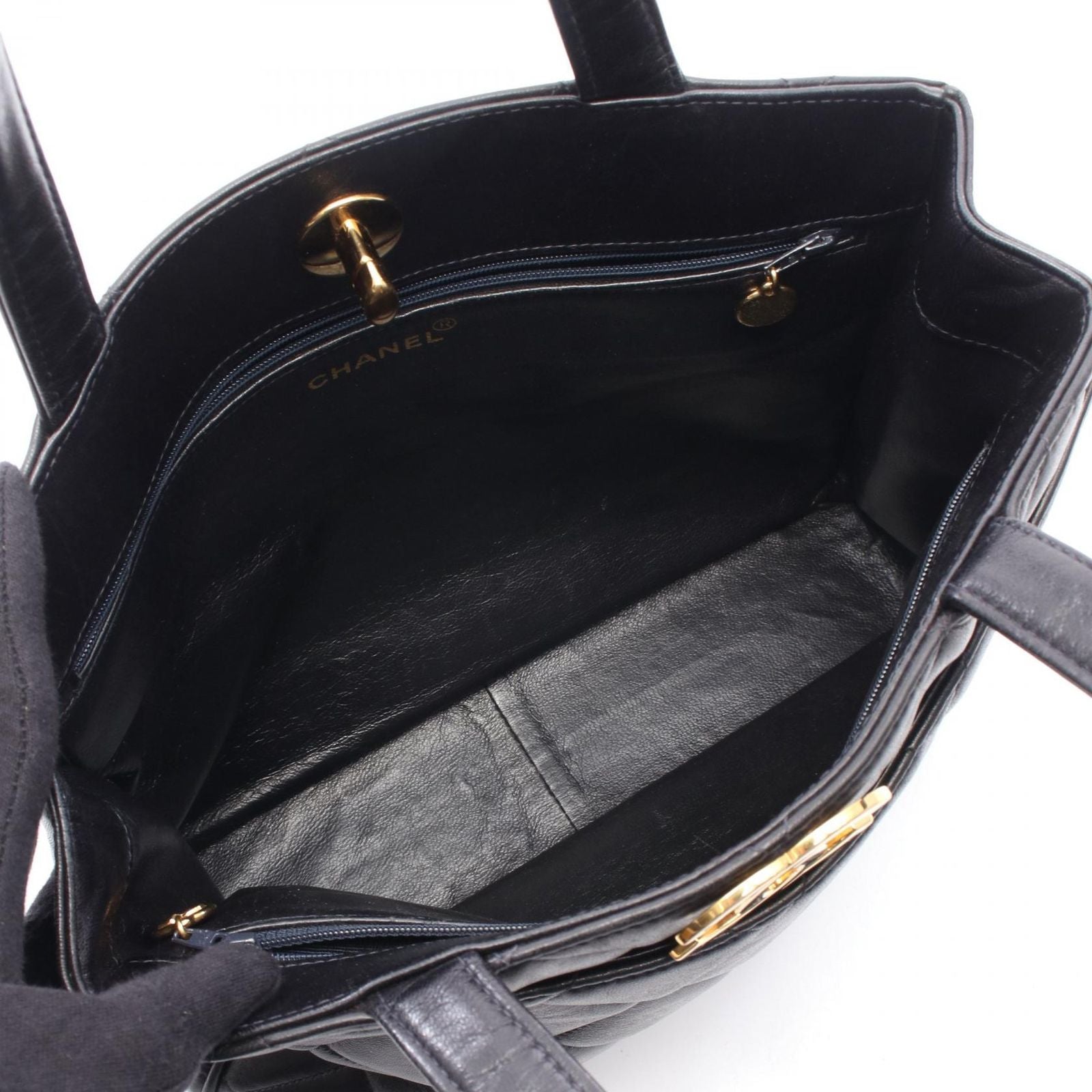 Chanel Tote Quilted Turnlock Navy Lambskin Handbag — view 3