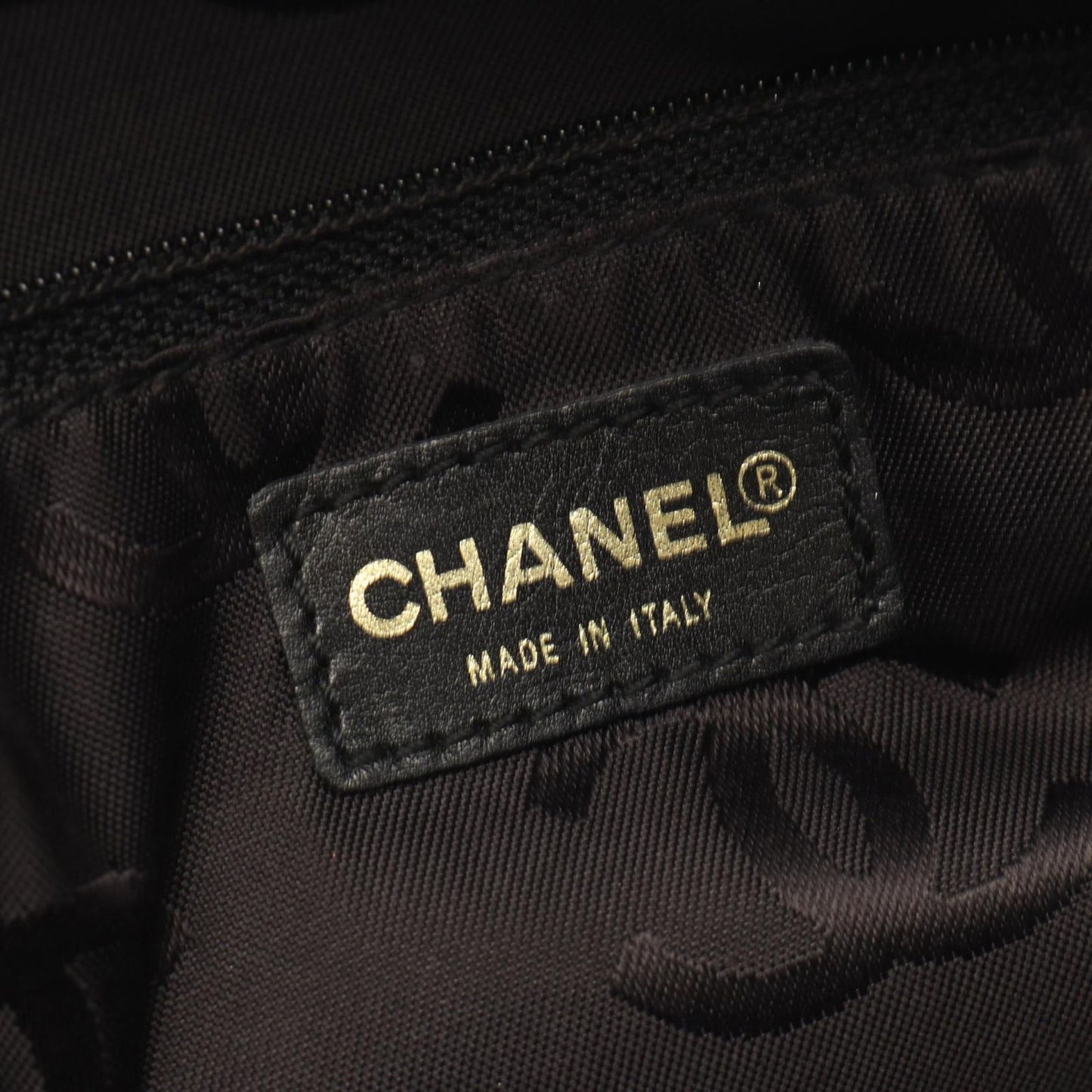 Chanel Tote Wild Stitch Black Leather — view 5
