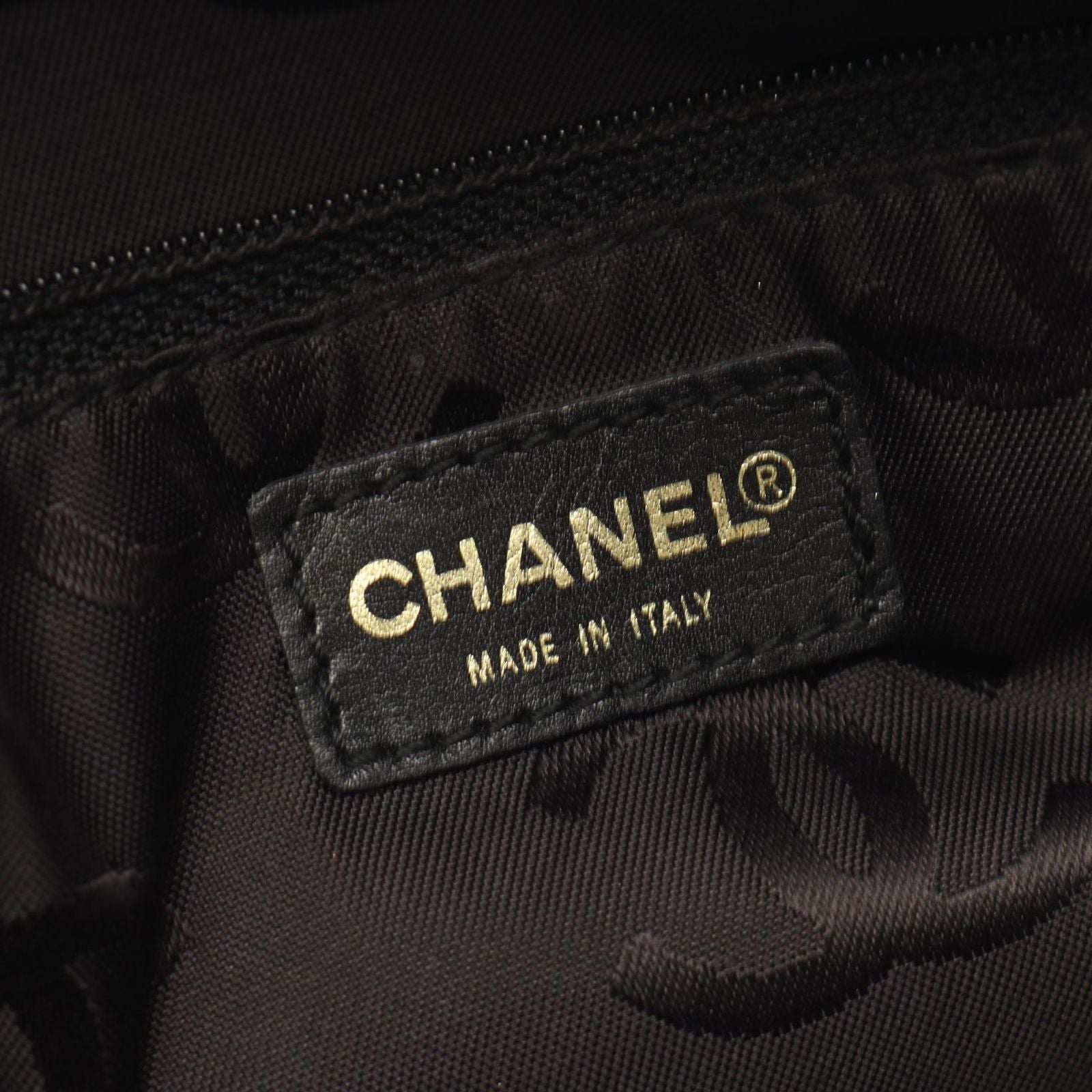 Chanel Tote Wild Stitch Black Leather — view 5
