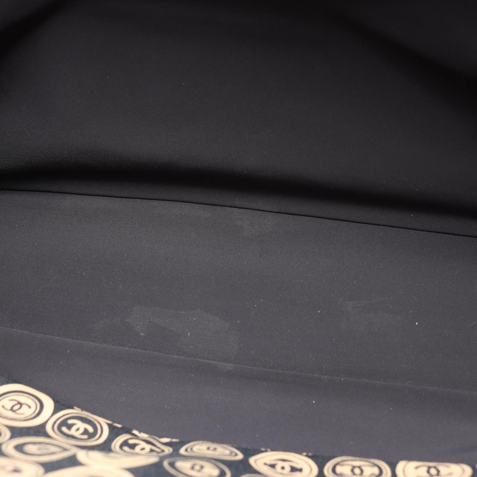 Chanel Handbag Black Beige Leather CC Logo — view 7