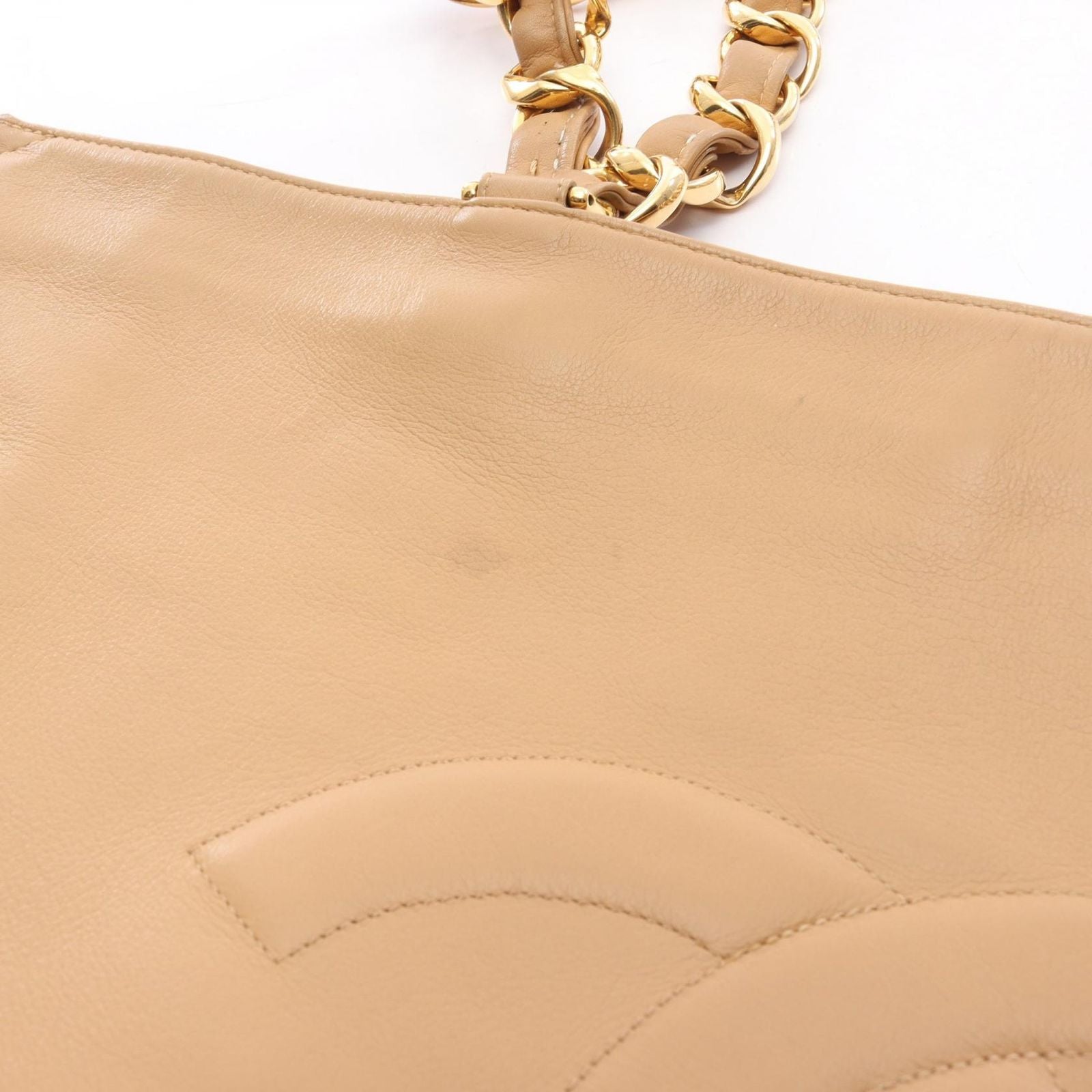 Chanel Tote Big CC Logo Beige Lambskin Jumbo CC Chain — view 7
