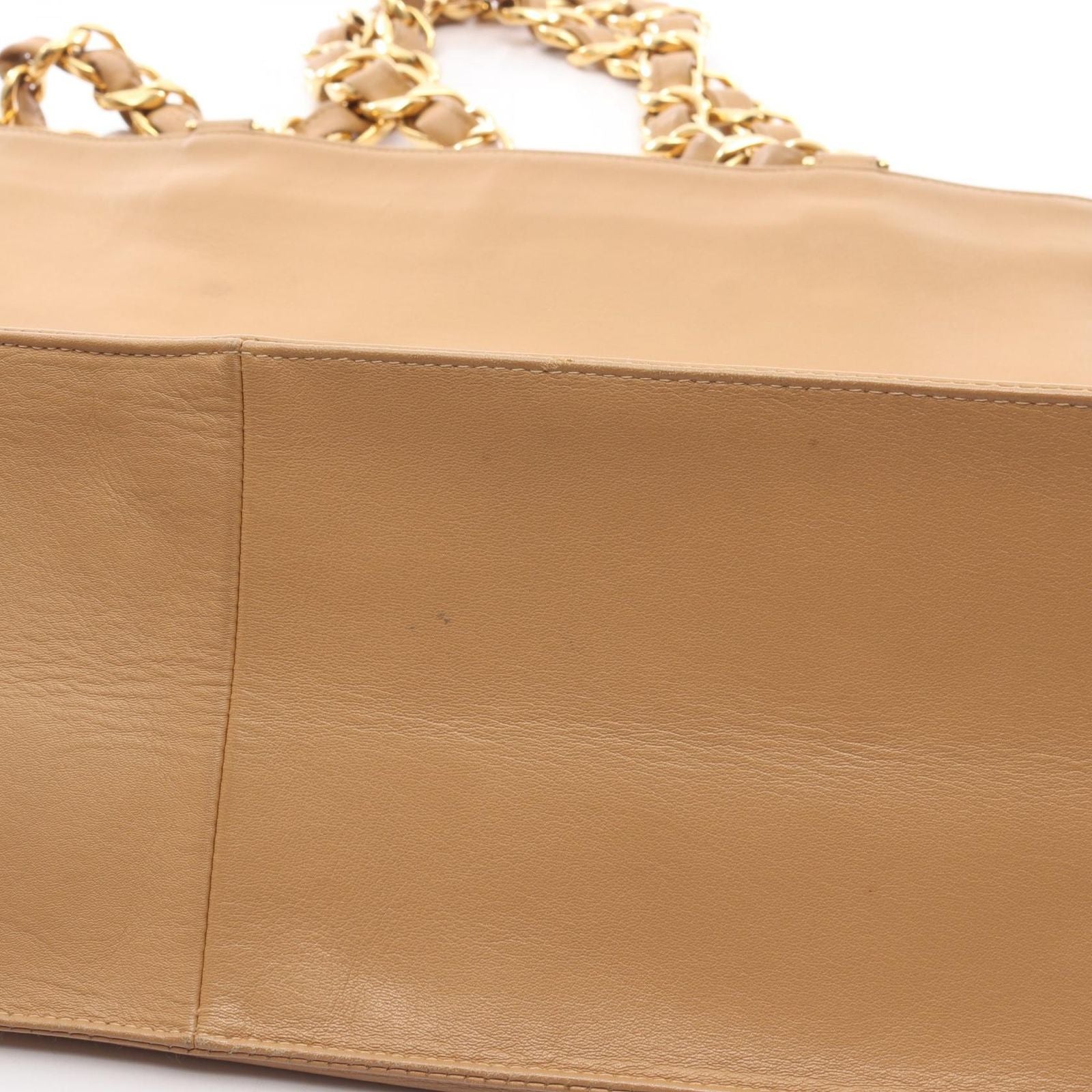 Chanel Tote Big CC Logo Beige Lambskin Jumbo CC Chain — view 9