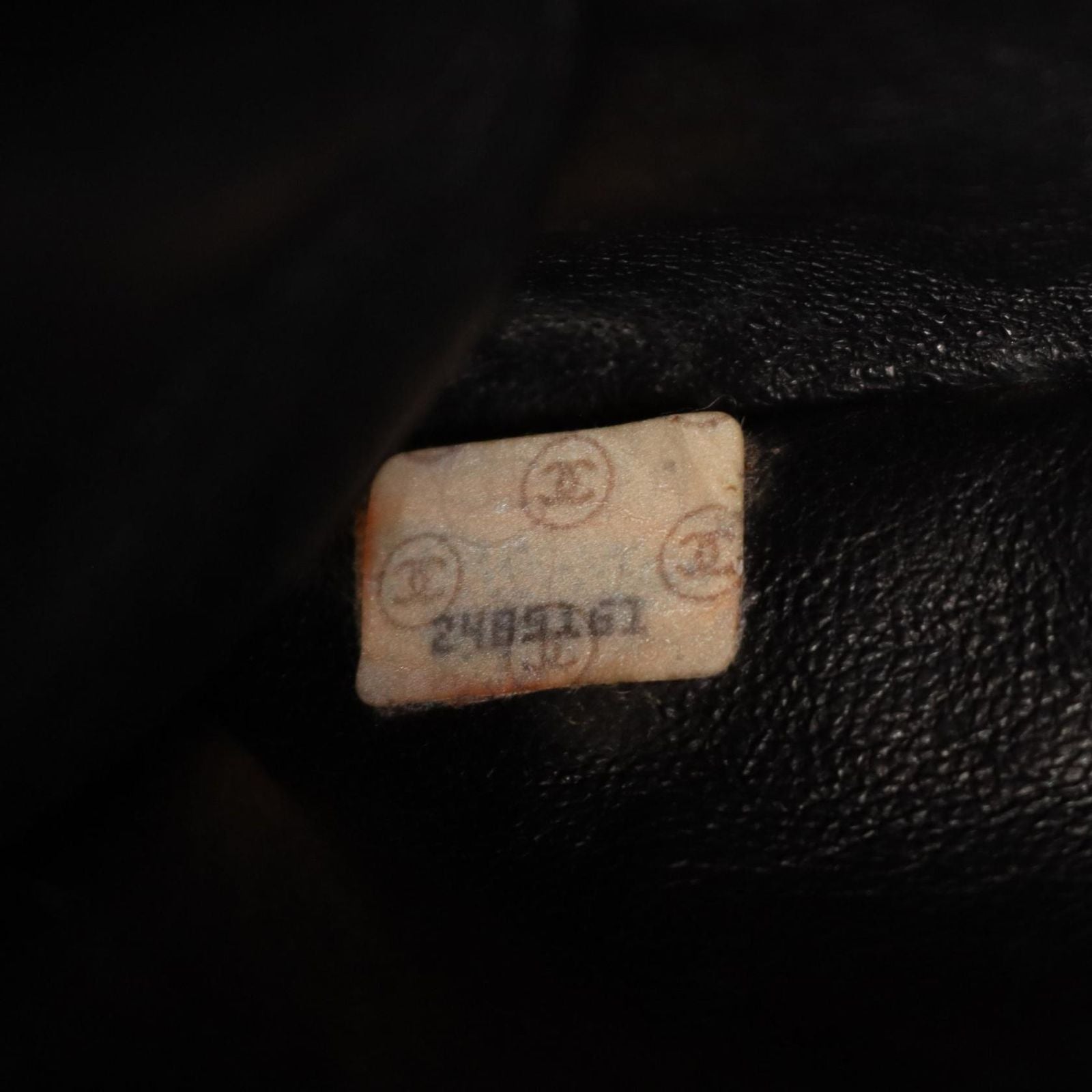 Chanel Tote Black Lambskin Jumbo CC Logo Chain — view 5