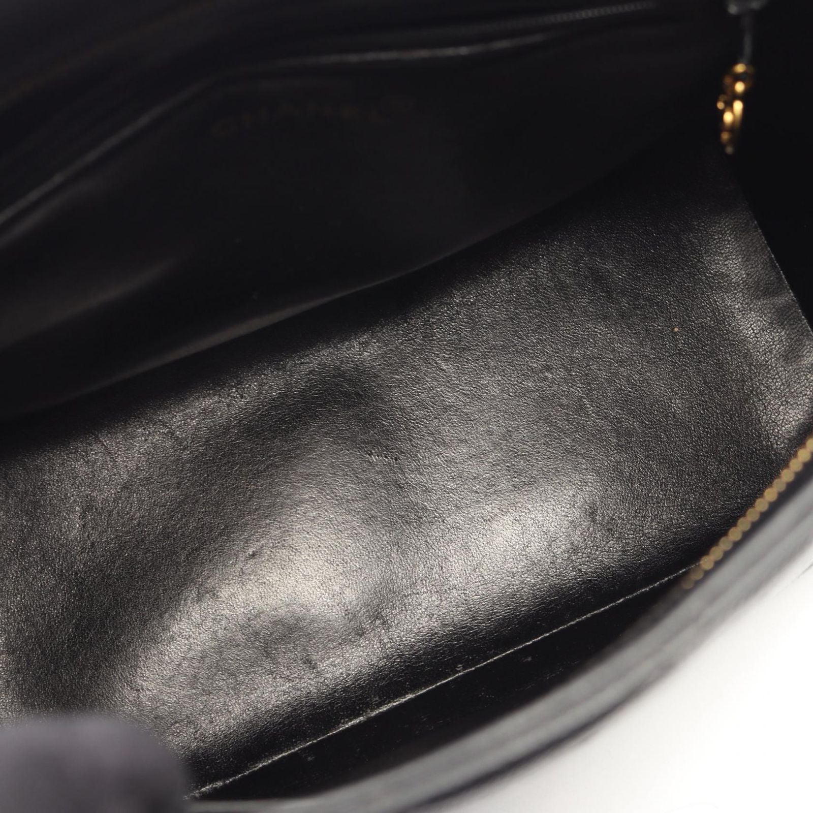 Chanel Tote Medallion Black Caviar Leather — view 6
