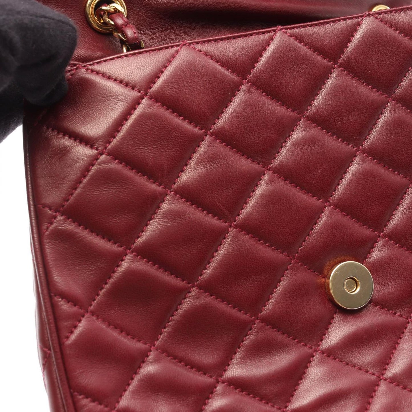 Chanel Shoulder Bag Quilted Wine Red Lambskin Diamond Stitch CC Logo Chain — view 9