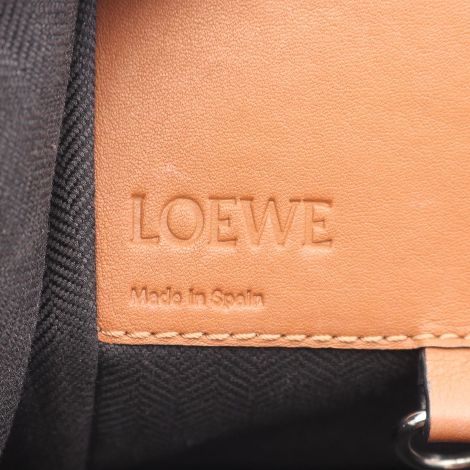Loewe Handbag Hammock Small 2-Way Tan Leather — view 4