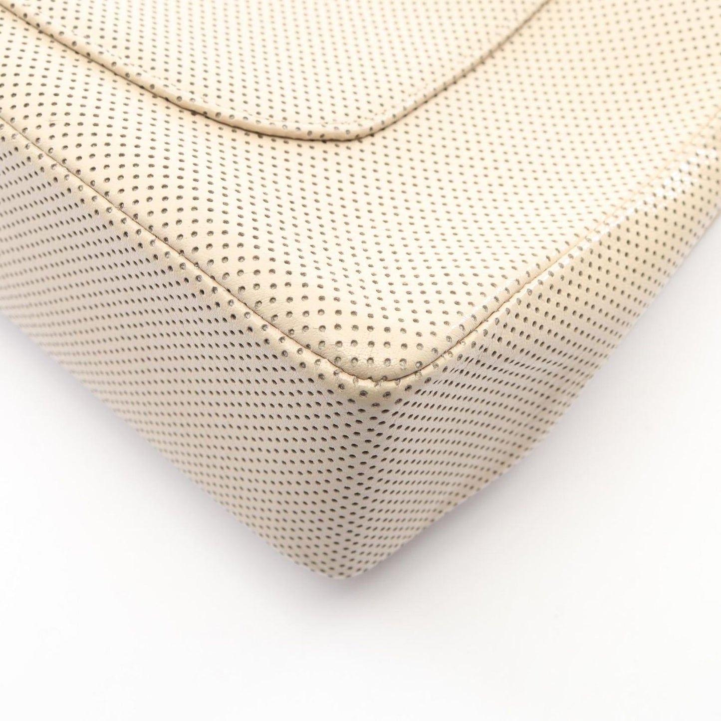 Chanel Shoulder Bag CC Logo Perforated Beige Red Leather Turnlock — view 7