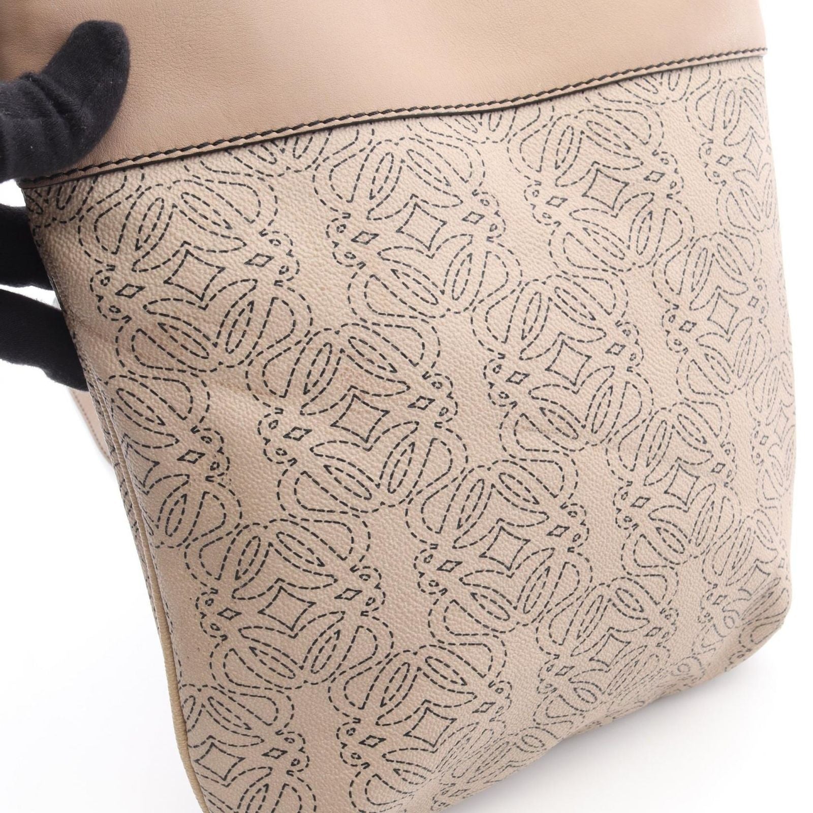 Loewe Shoulder Bag Anagram Beige Canvas Leather — view 6