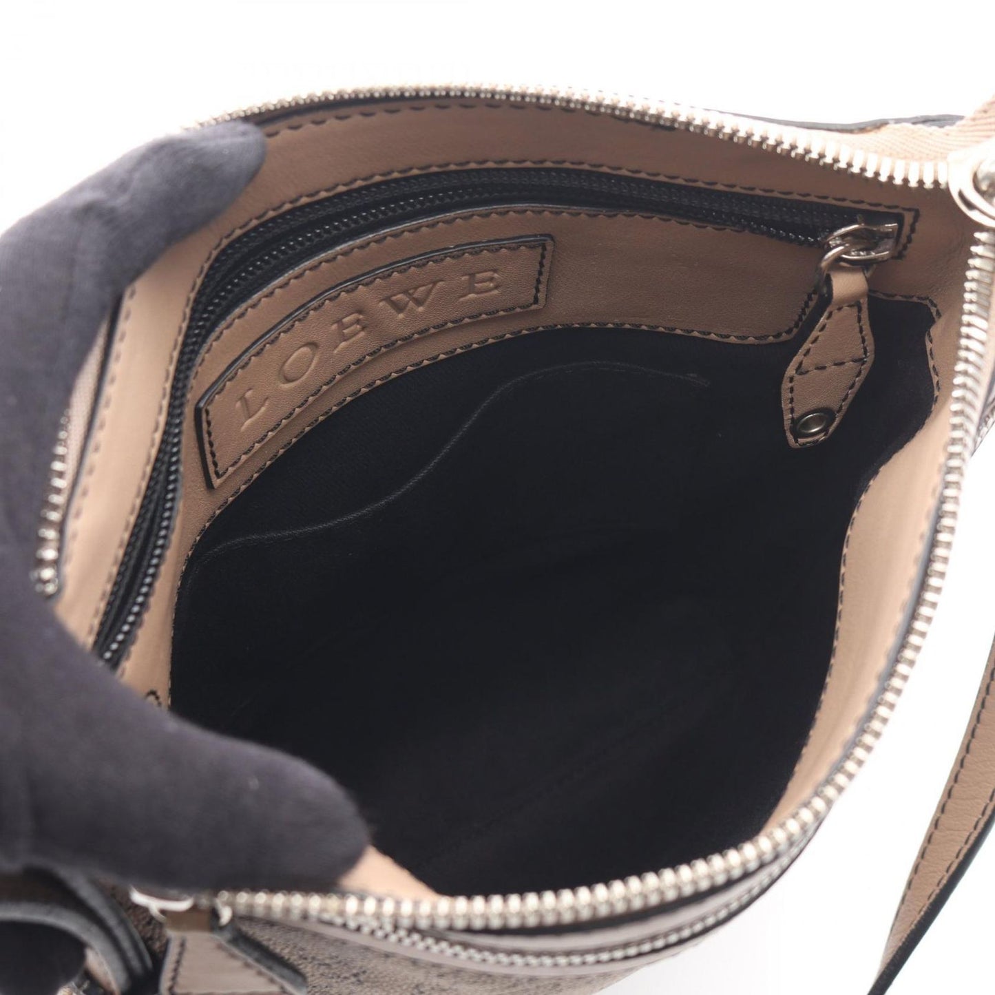 Loewe Shoulder Bag Anagram Beige Canvas Leather — view 3