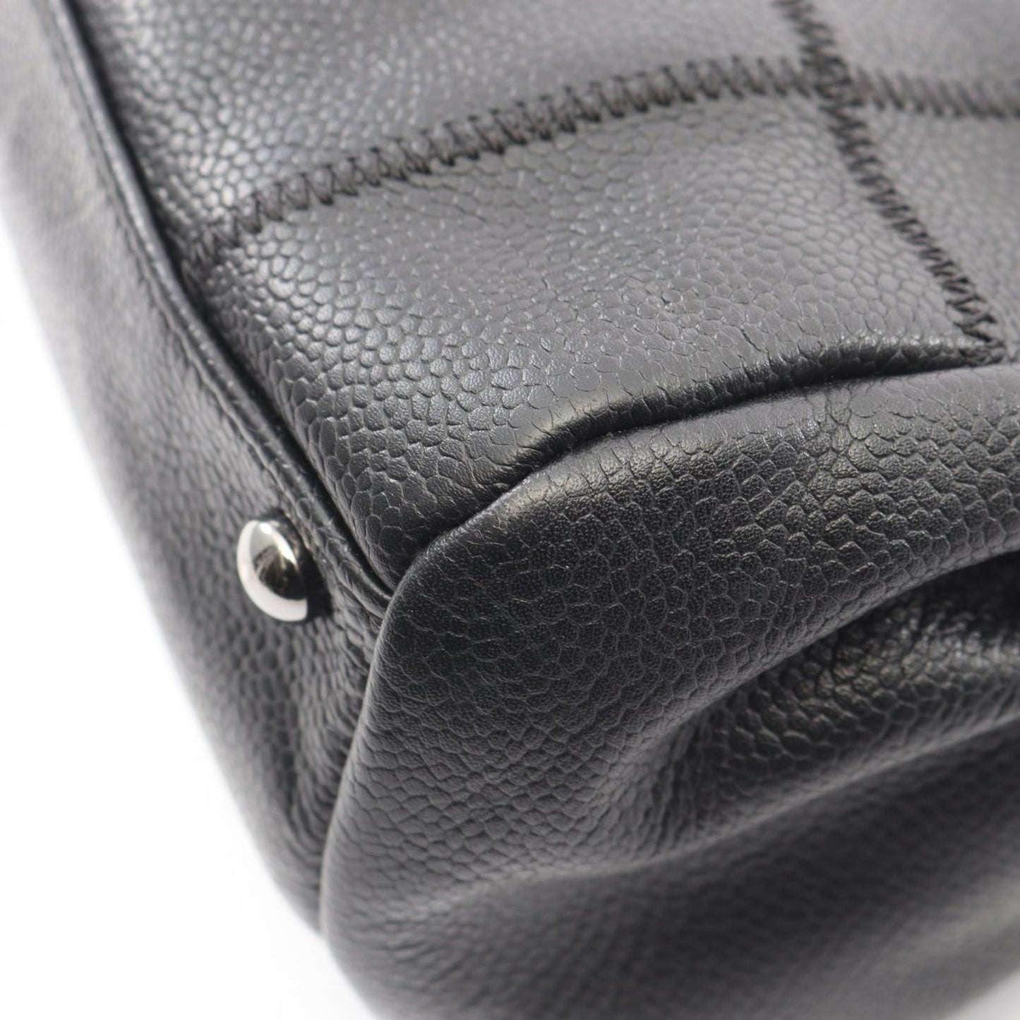Chanel Shoulder Bag Choco Bar Black Caviar Leather — view 8