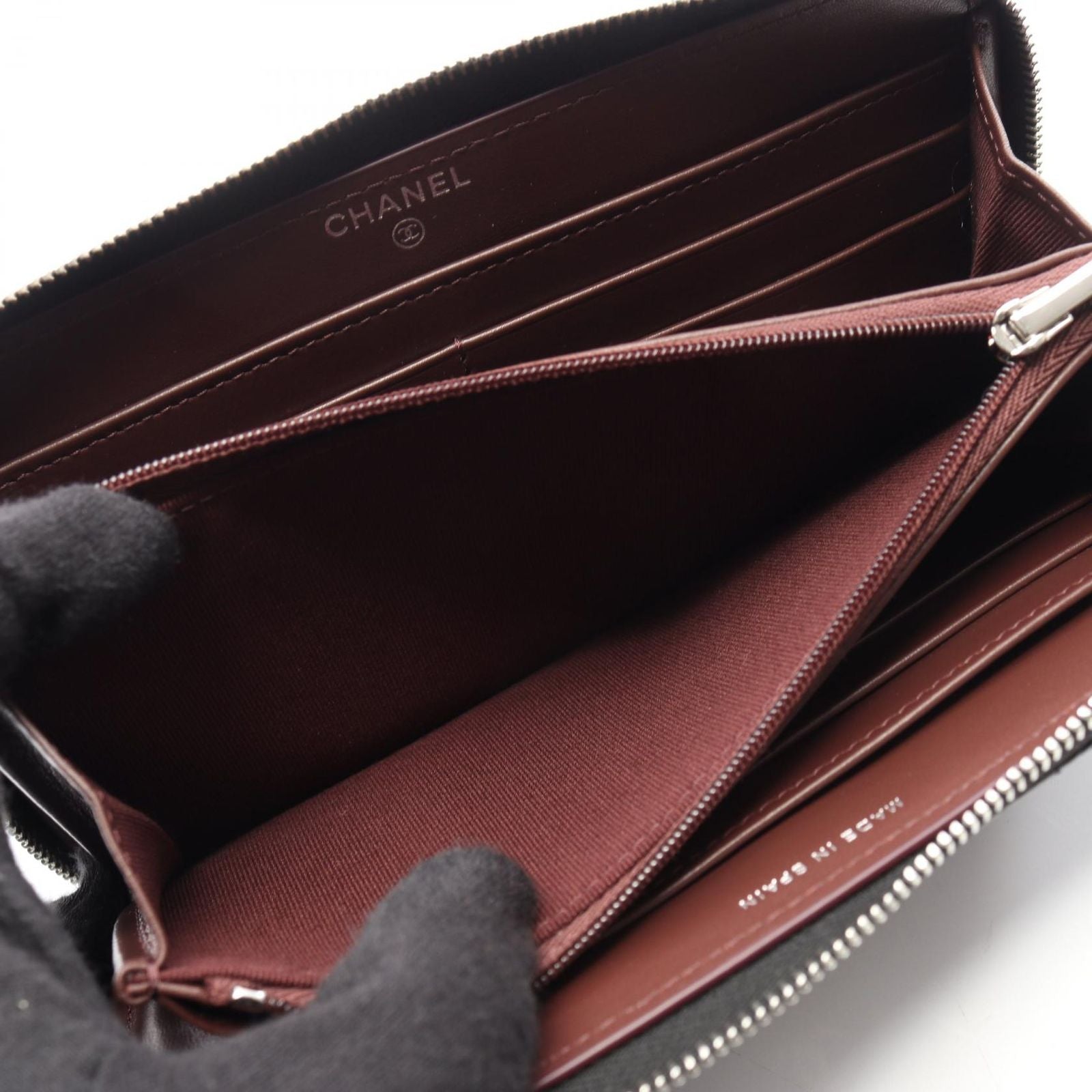 Chanel Round Wallet Classic Long Zip Quilted Black Caviar Leather — view 7