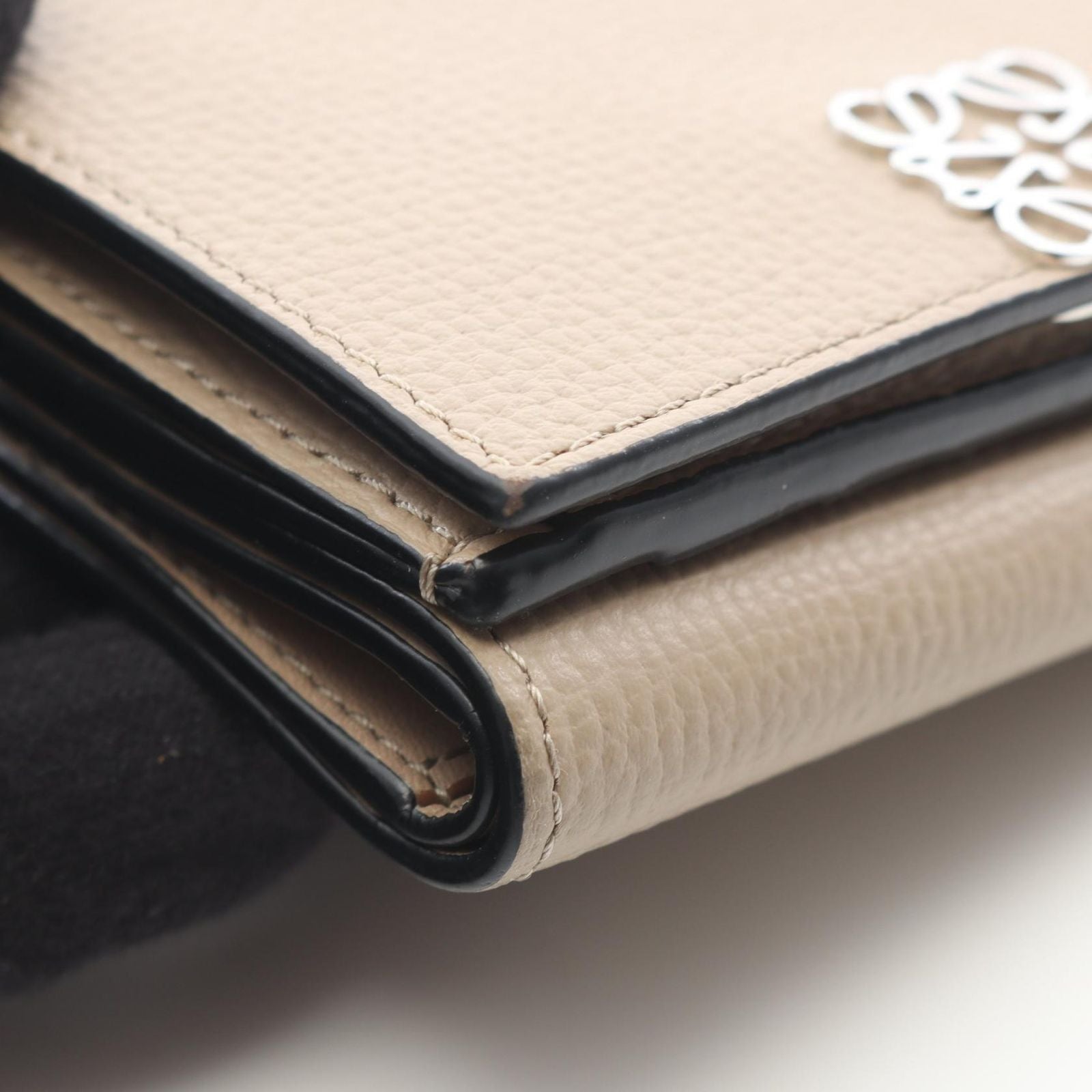 Loewe Trifold Wallet Anagram Gray Leather — view 6