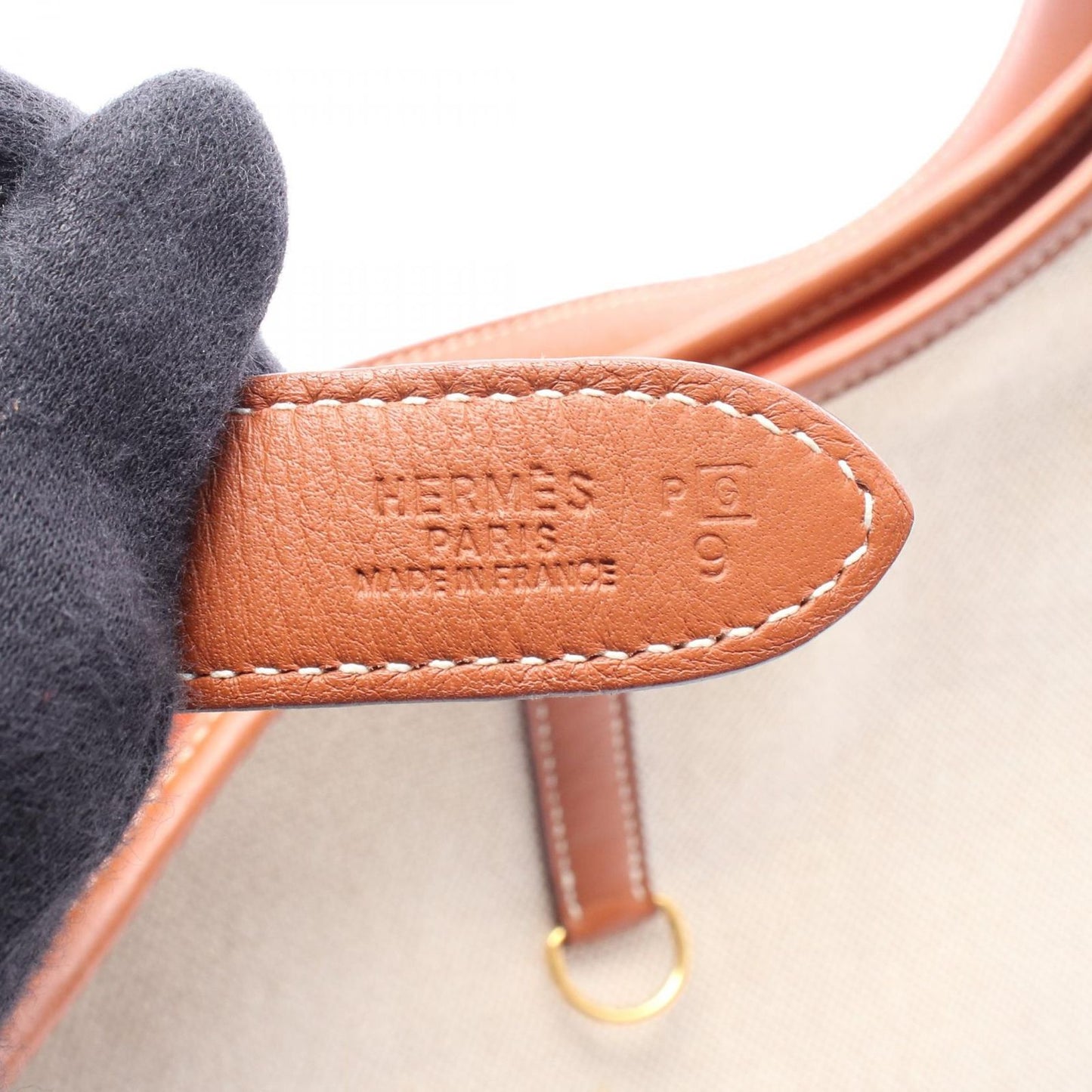 Hermes Shoulder Bag Trim 31 Ecru Gold — view 4