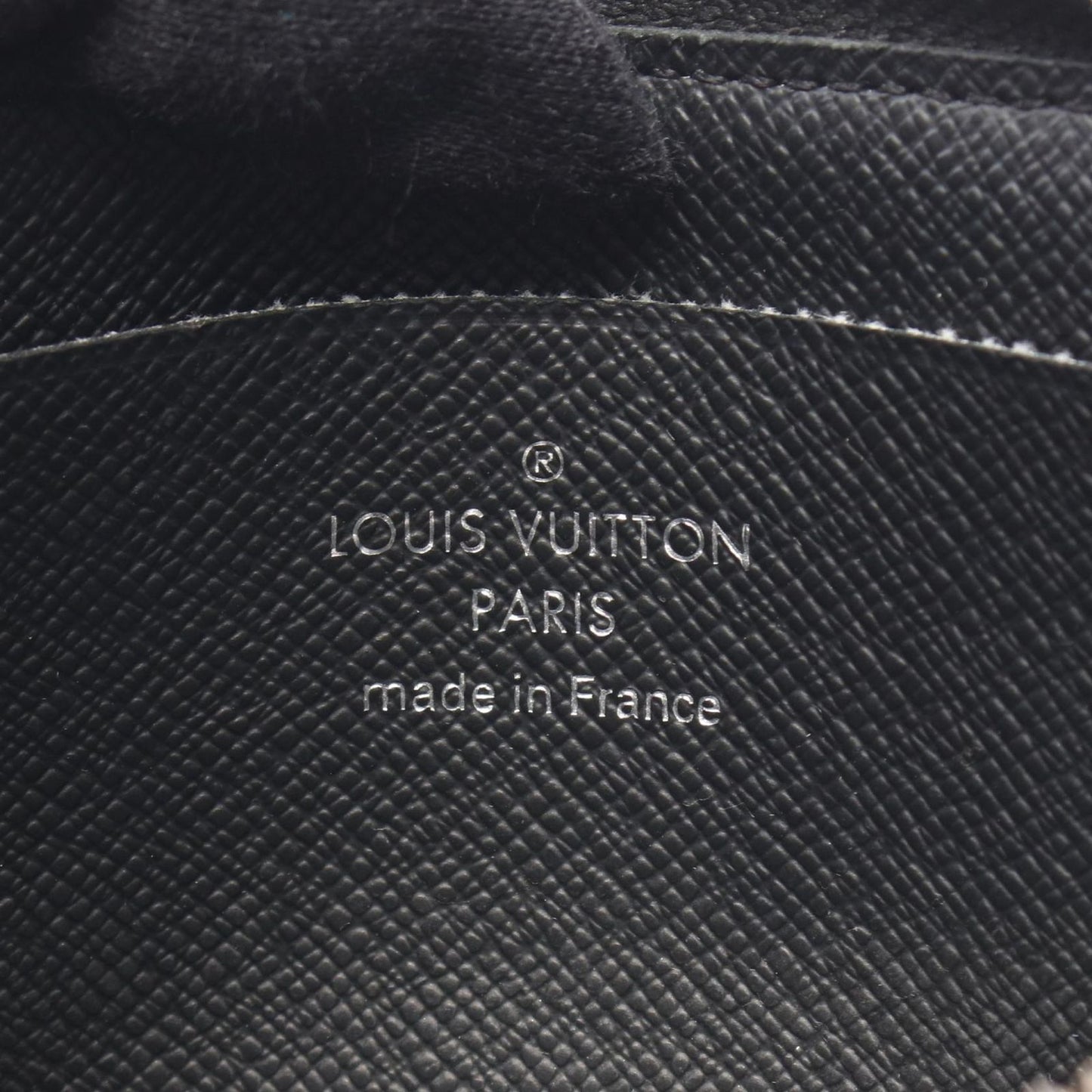 Louis Vuitton Coin Case Porte-Monnaie Jour Monogram Eclipse — view 4