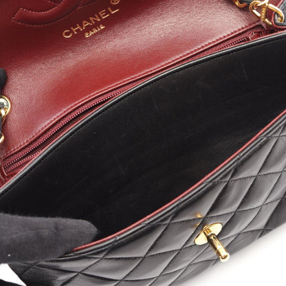 Chanel Shoulder Bag Quilted Vintage Black Lambskin Chain — view 7