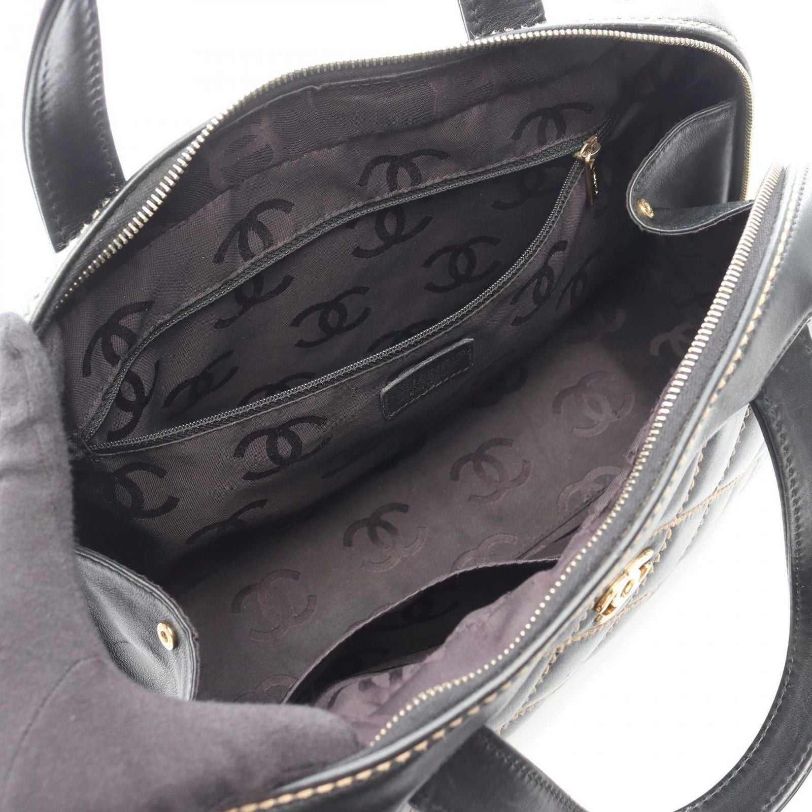 Chanel Handbag Wild Stitch Black Leather — view 3