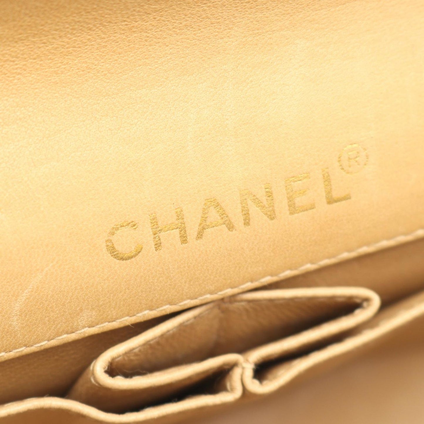 Chanel Shoulder Bag Choco Bar East Waist Beige Lambskin Chain — view 4