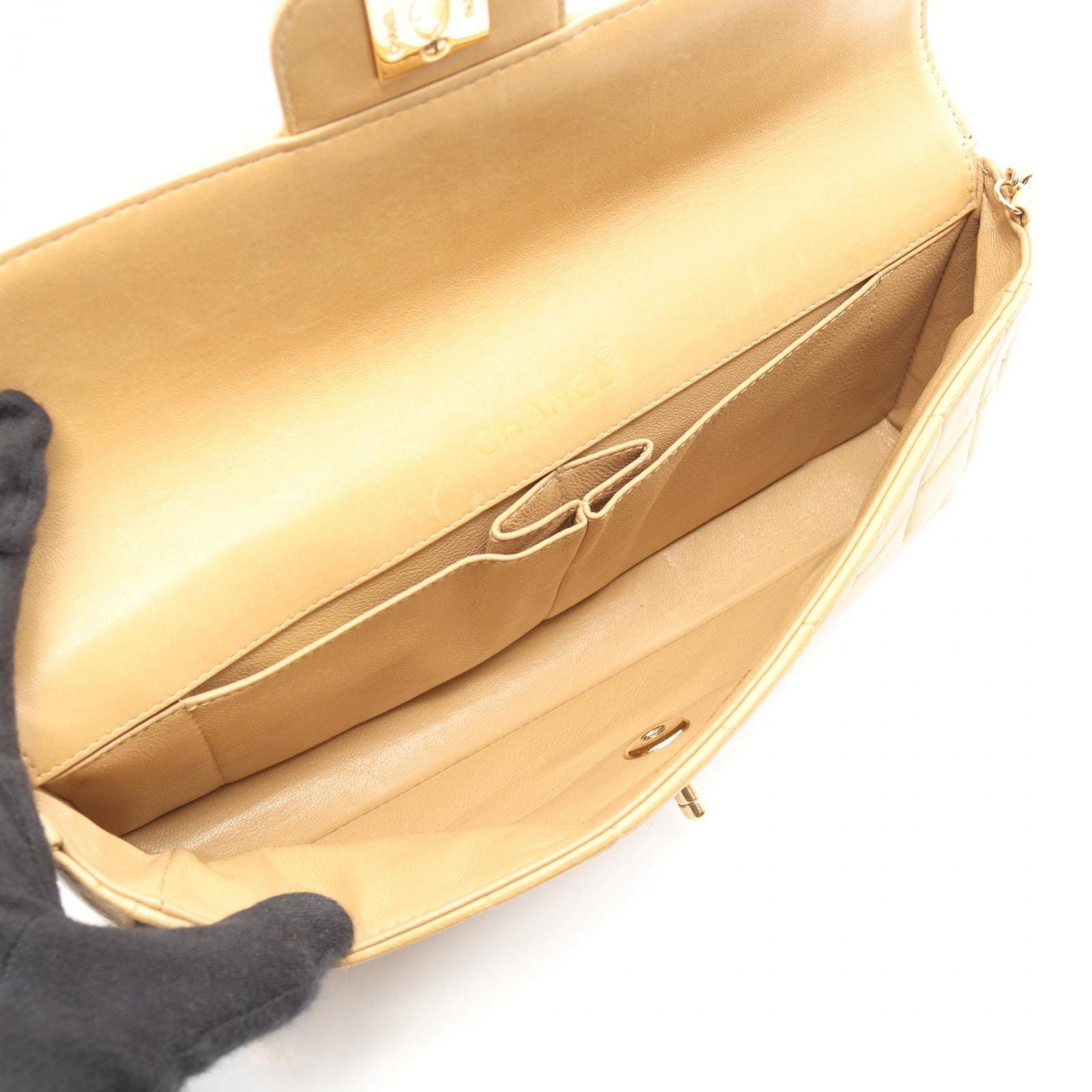 Chanel Shoulder Bag Choco Bar East Waist Beige Lambskin Chain — view 3