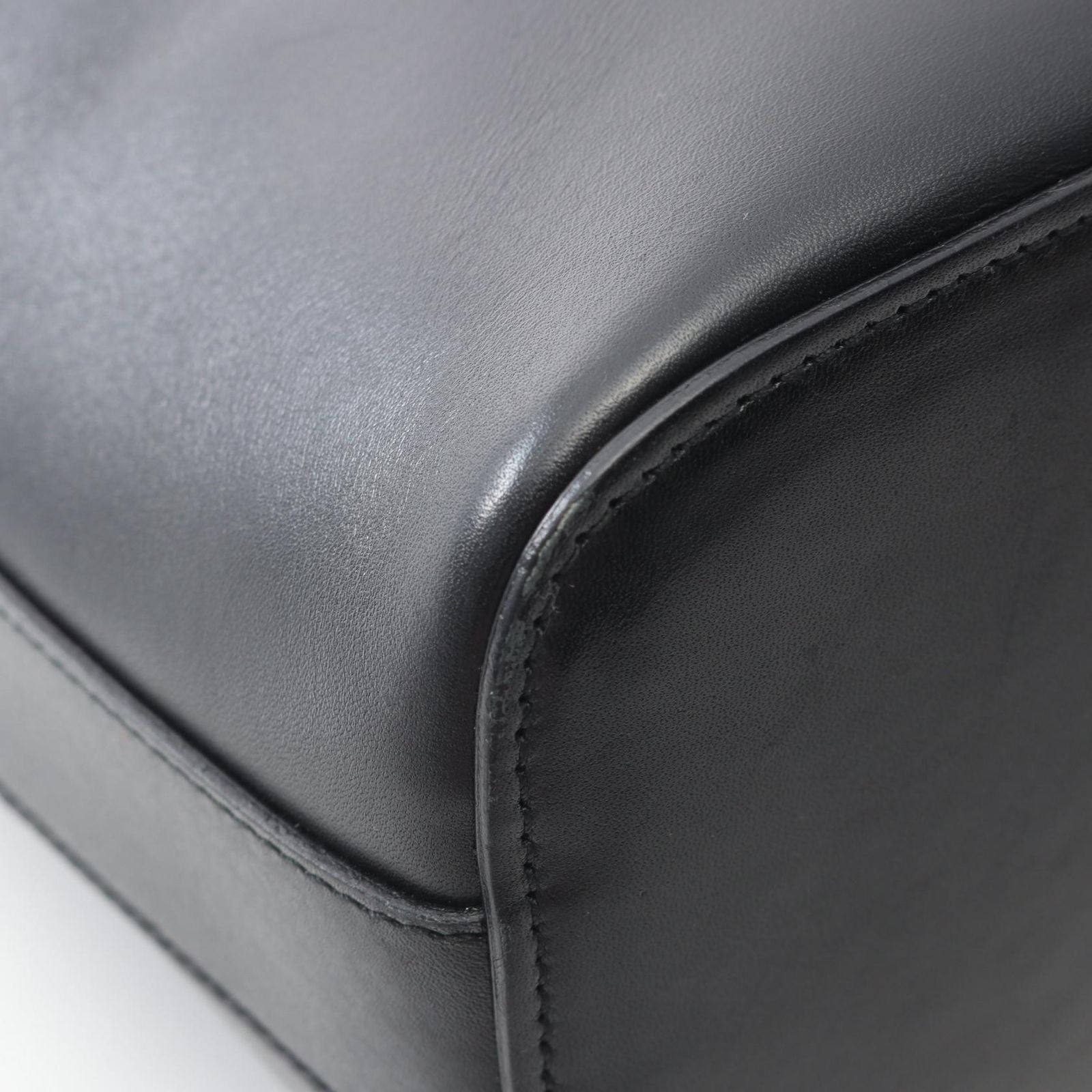 Gucci Shoulder Bag Black Leather — view 6