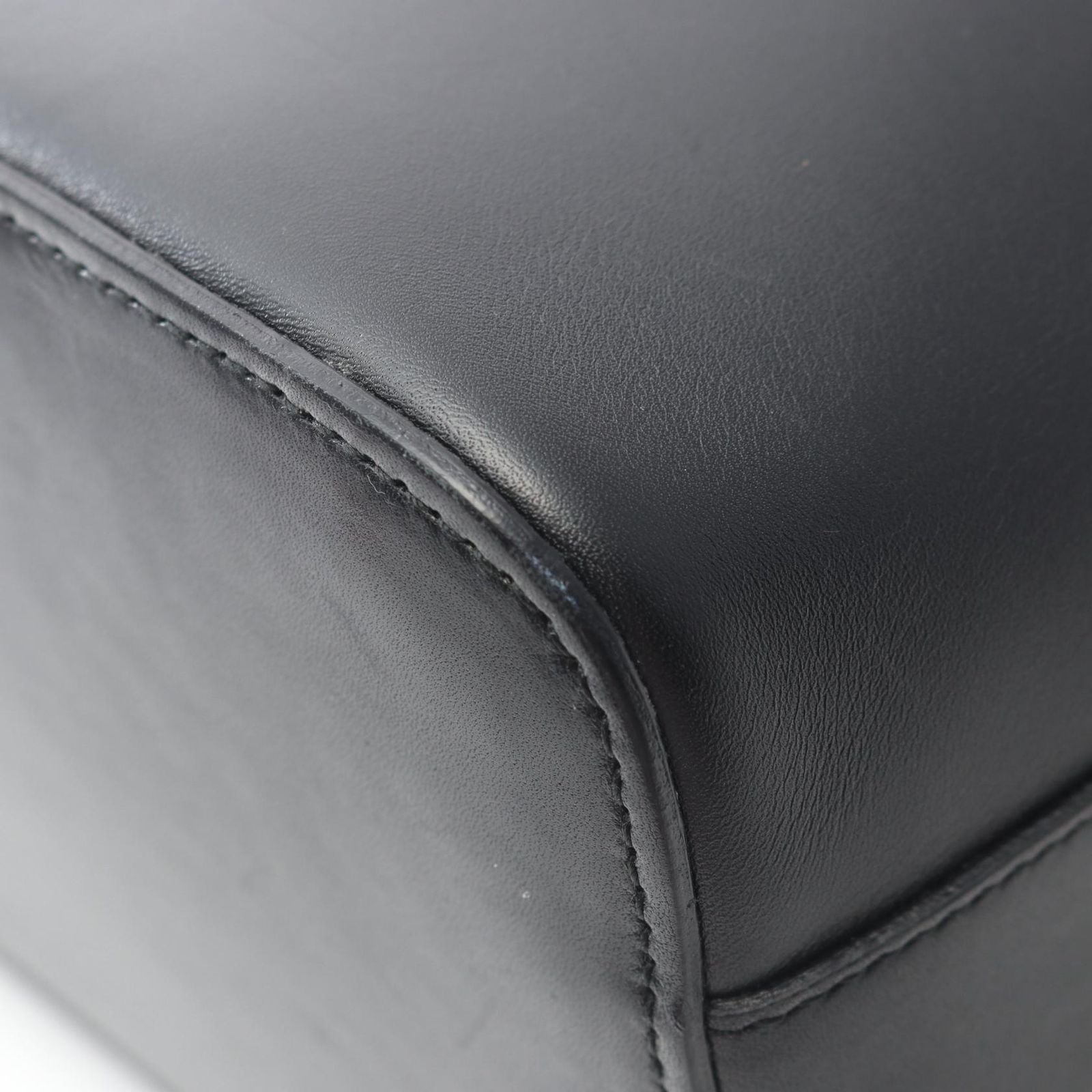 Gucci Shoulder Bag Black Leather — view 5