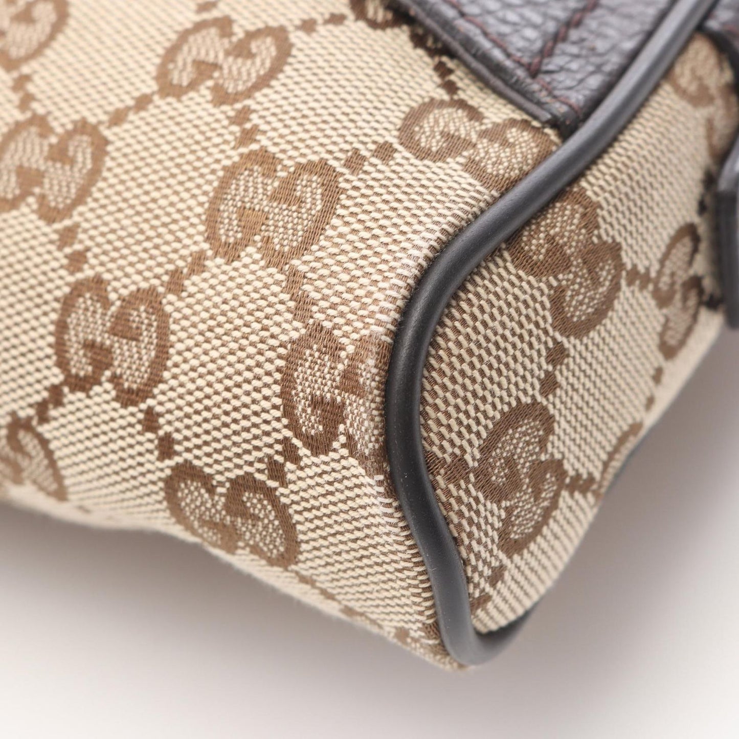 Gucci Waist Bag GG Canvas Brown Dark — view 9