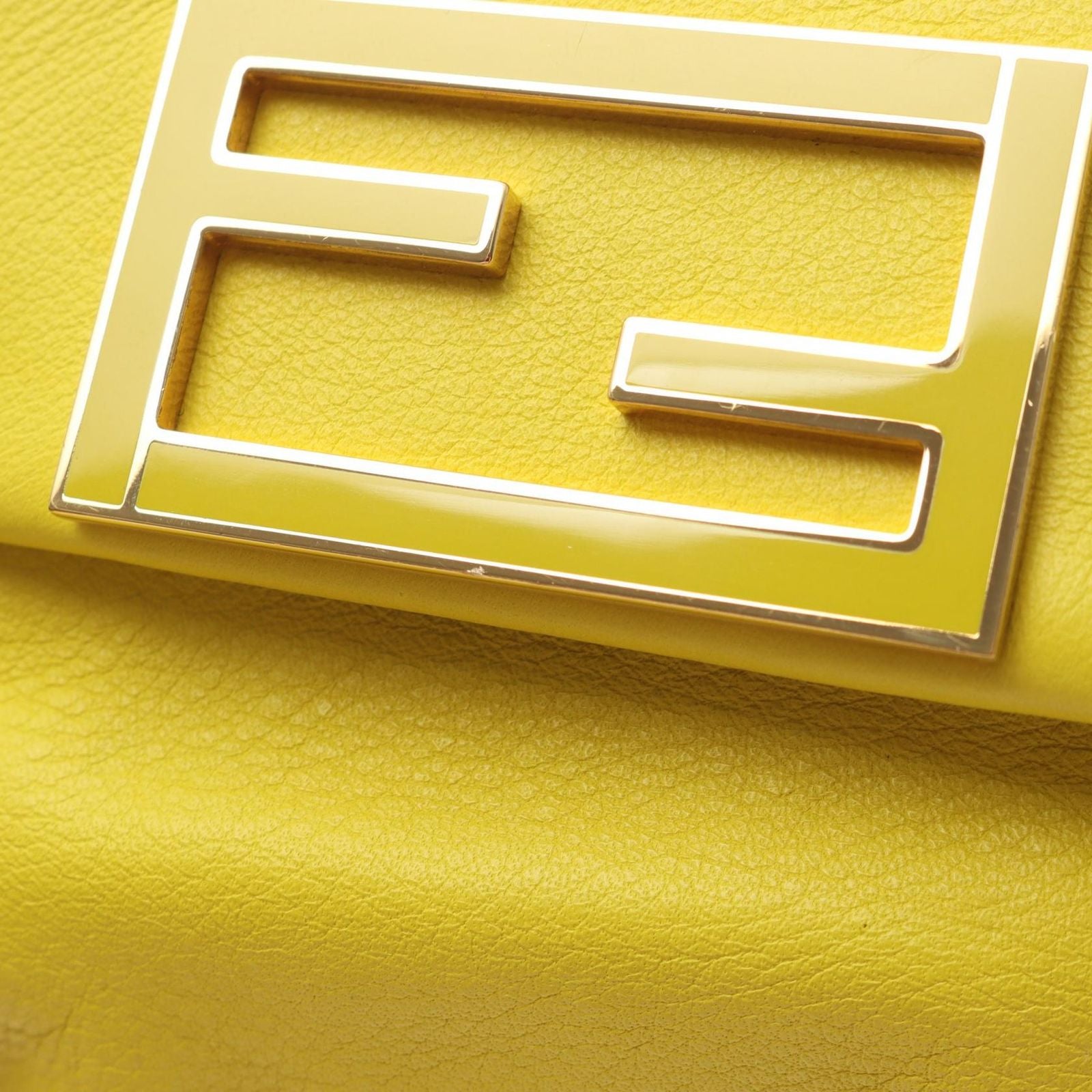 Fendi Shoulder Bag Yellow Leather Chain — view 7