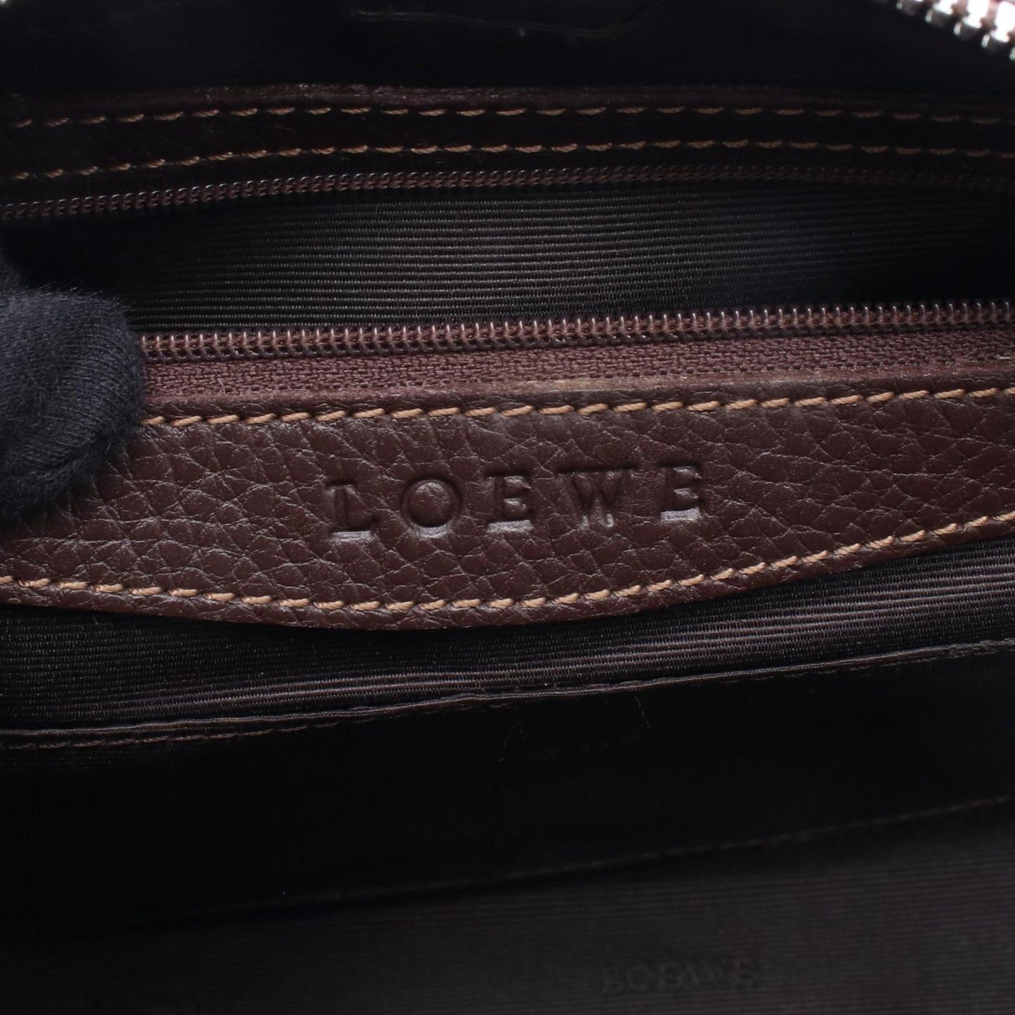 Loewe Brown Leather Shoulder Bag — view 4