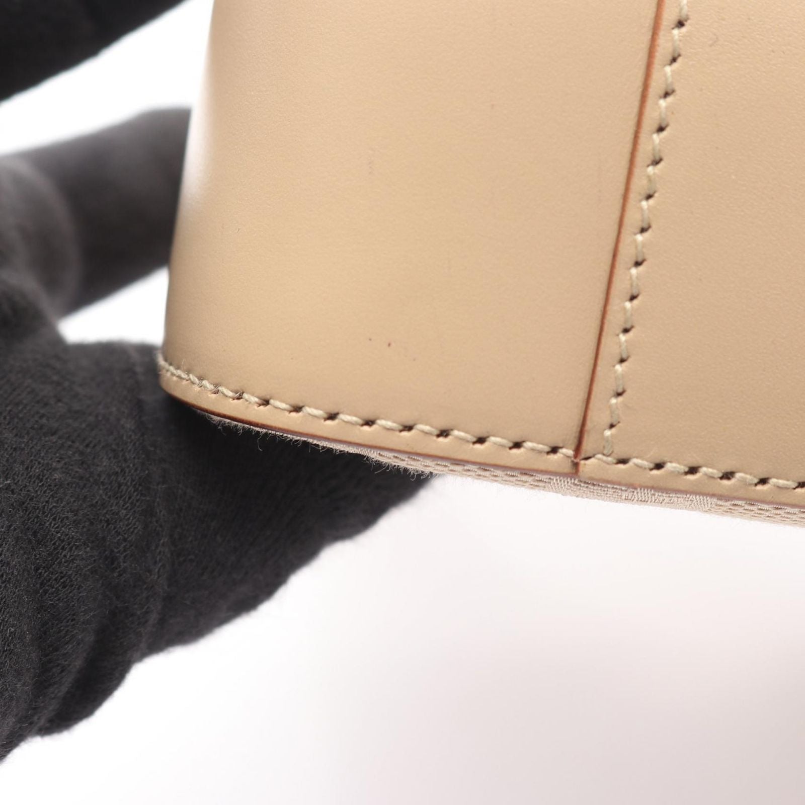 Gucci Shoulder Bag GG Canvas Beige — view 6