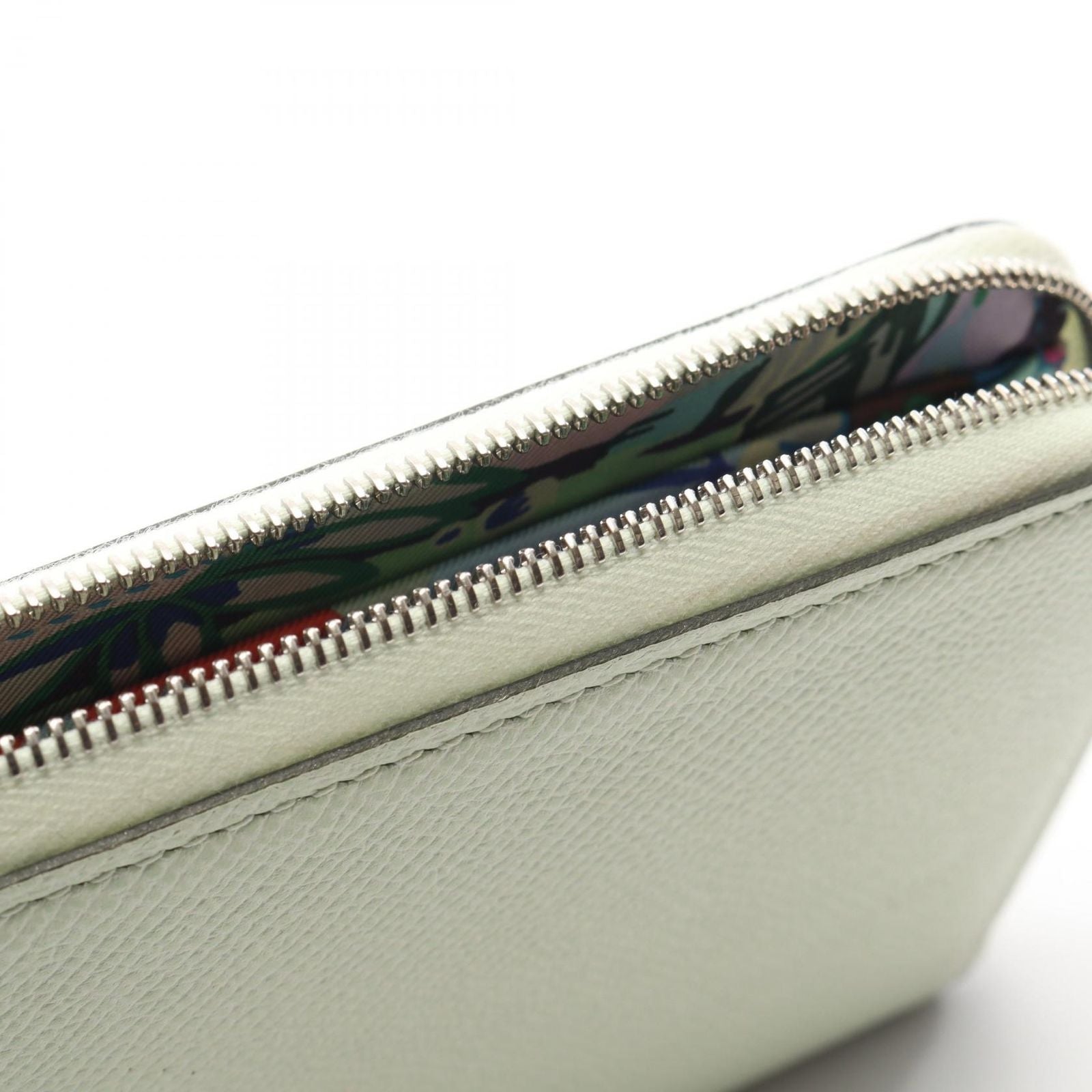 Hermes Round Wallet Azap Long Silk in Vert Fizz in — view 7