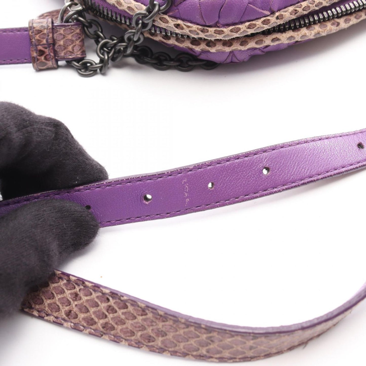 Bottega Veneta Shoulder Bag Intrecciato Purple Leather Exotic Cles the — view 9